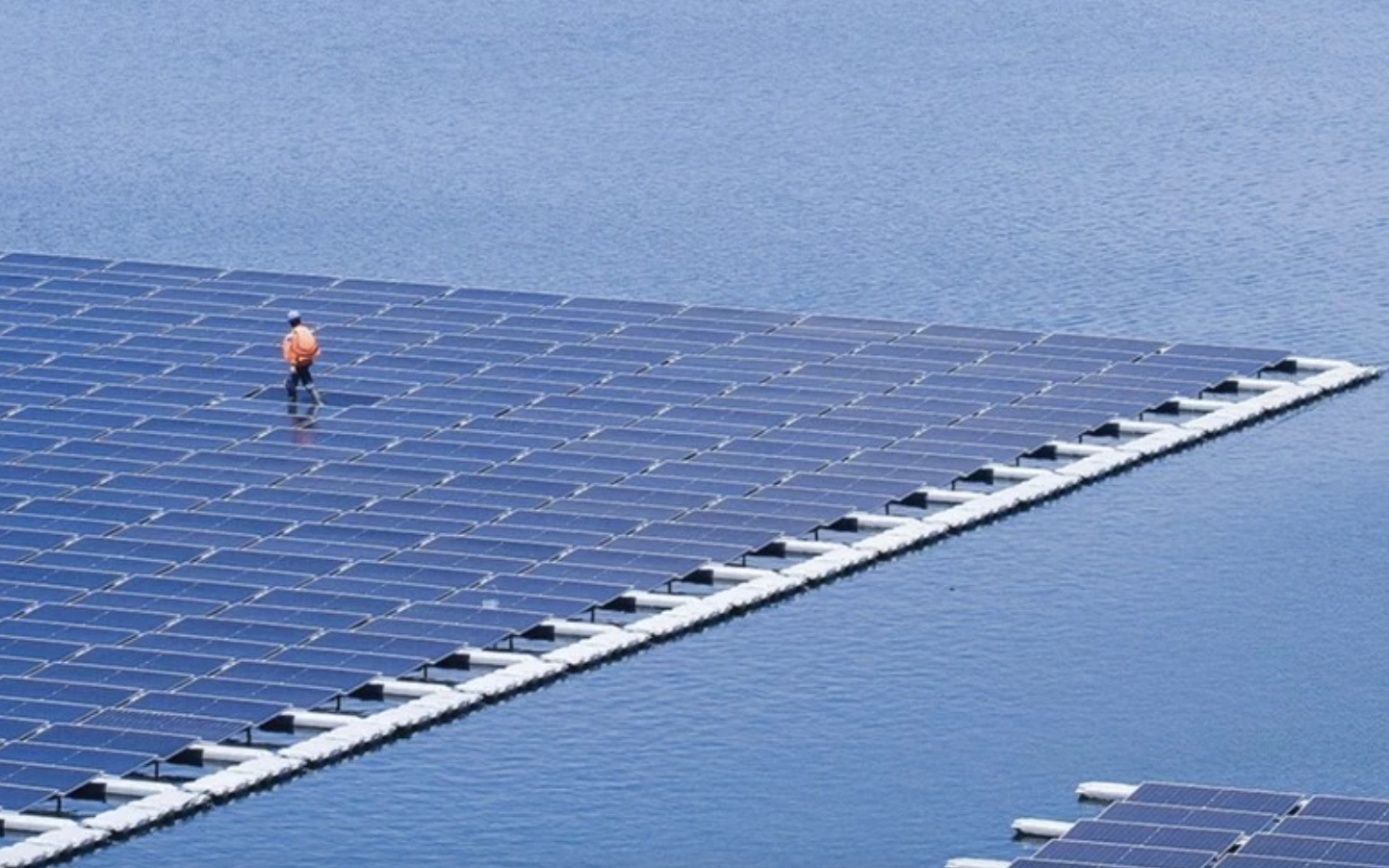 Pg88vn.top độc quyền mỗi ngày điện mặt trời nổi Cirata tại Indonesia có công suất 145 MW/192 MWp, đánh dấu bước tiến quan trọng trong phát triển năng lượng sạch của quốc gia này. Nguồn: Linkedin