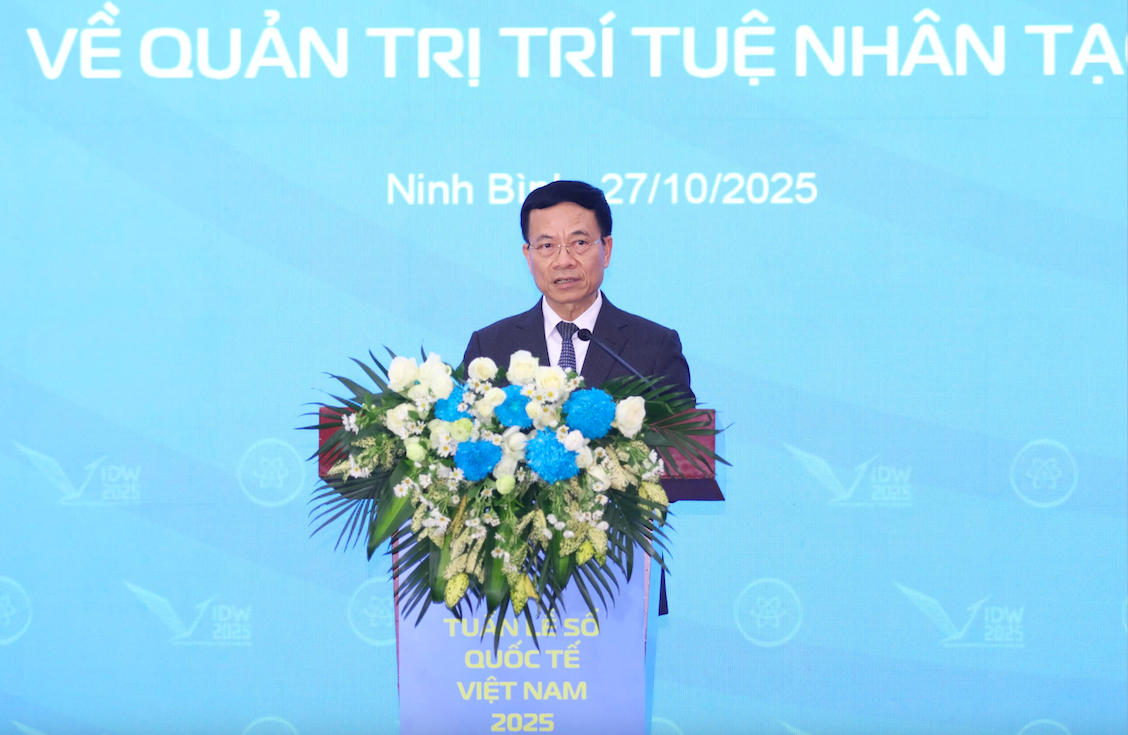 Bộ trưởng Nguyễn Mạnh Hùng: AI phải đi trên một hành lang hẹp, giữa hỗn loạn và kiểm soát
