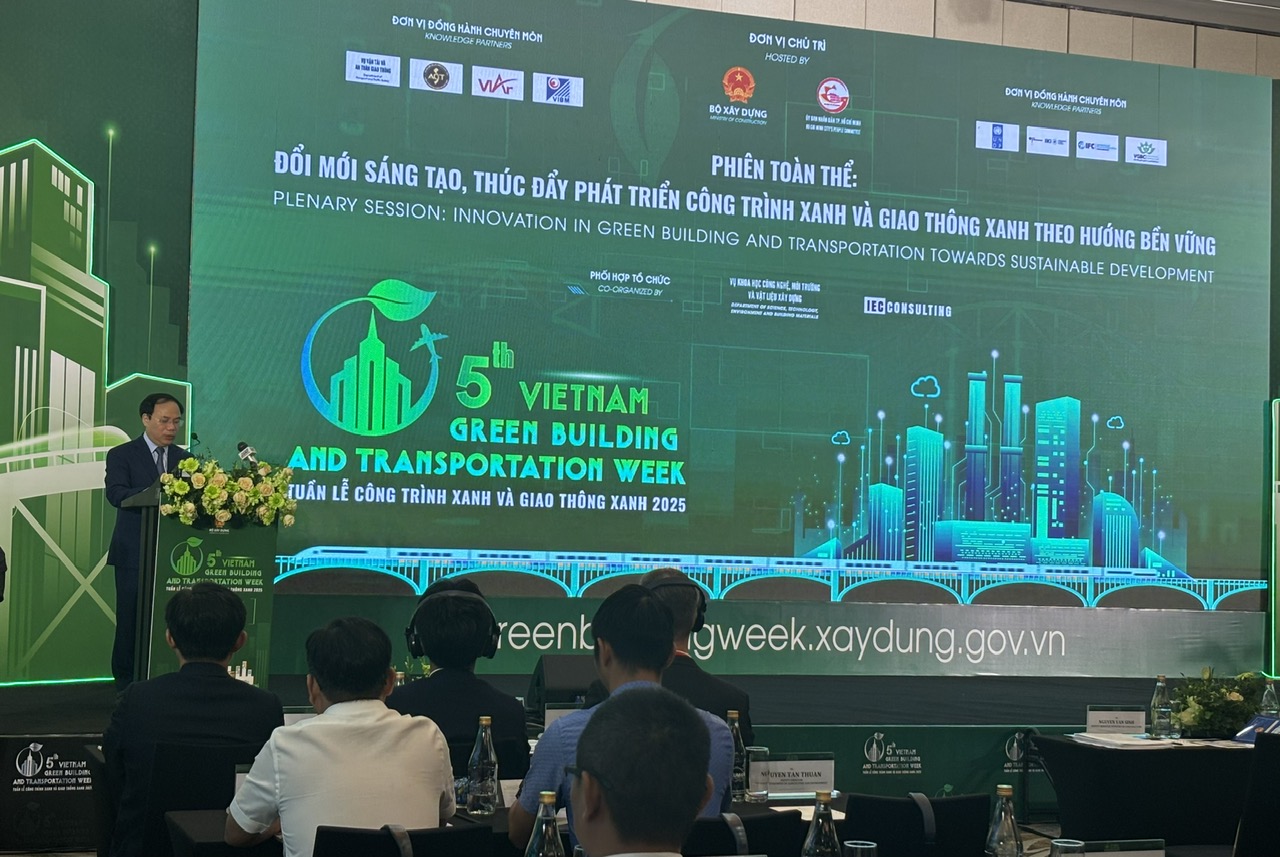 Ông Nguyễn Văn Sinh, Thứ trưởng Pg88ok ưu đãi đăng ký phát biểu khai mạc "Tuần lễ Công trình xanh và 6Pg88.com hơn 1000 trò chơi hấp dẫn xanh Việt Nam năm 2025".