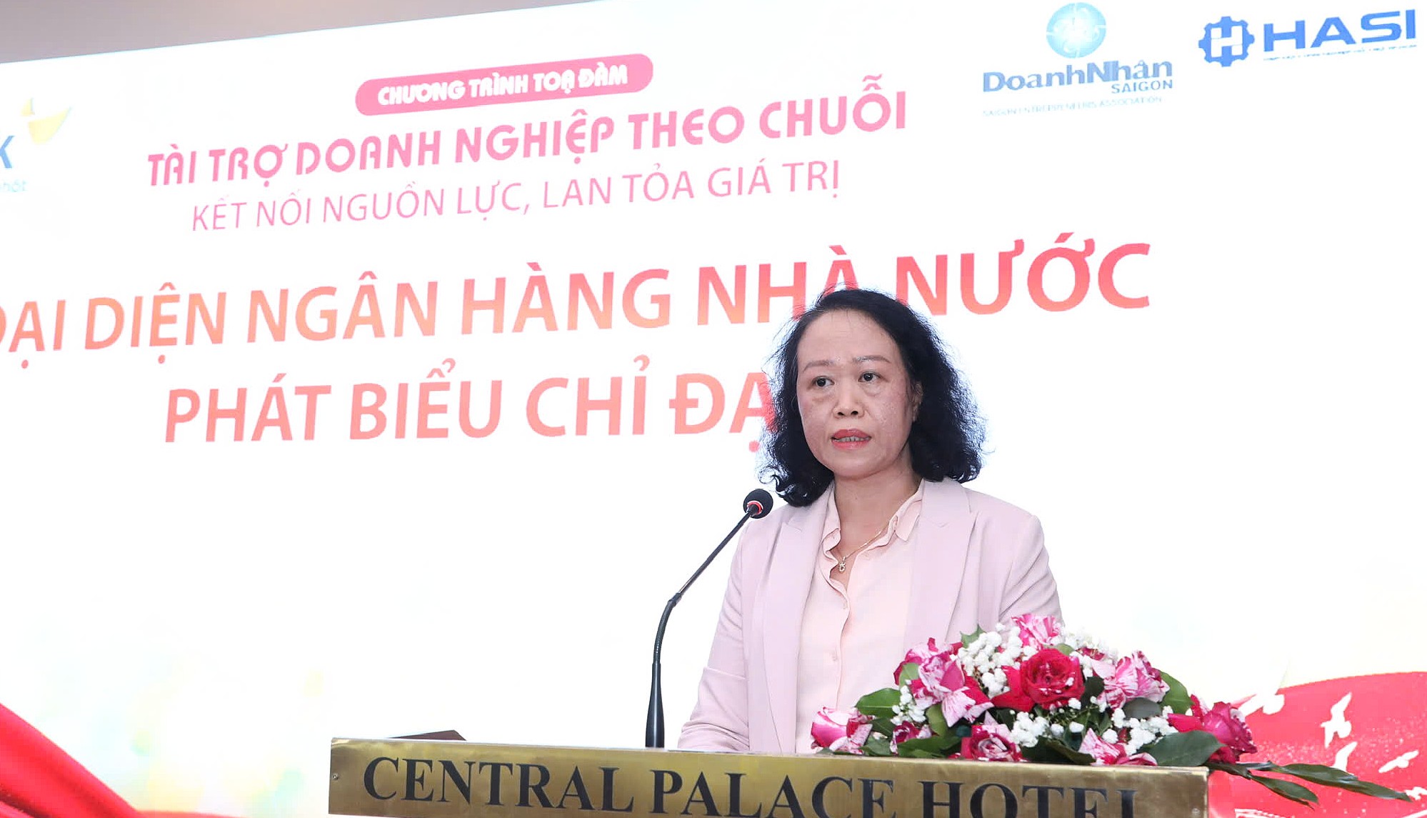 Bà Trần Thị Ngọc Liên, Phó Giám đốc 88PG88 ưu đãi hấp dẫn mỗi ngày Nhà nước Chi nhánh Khu vực II: 