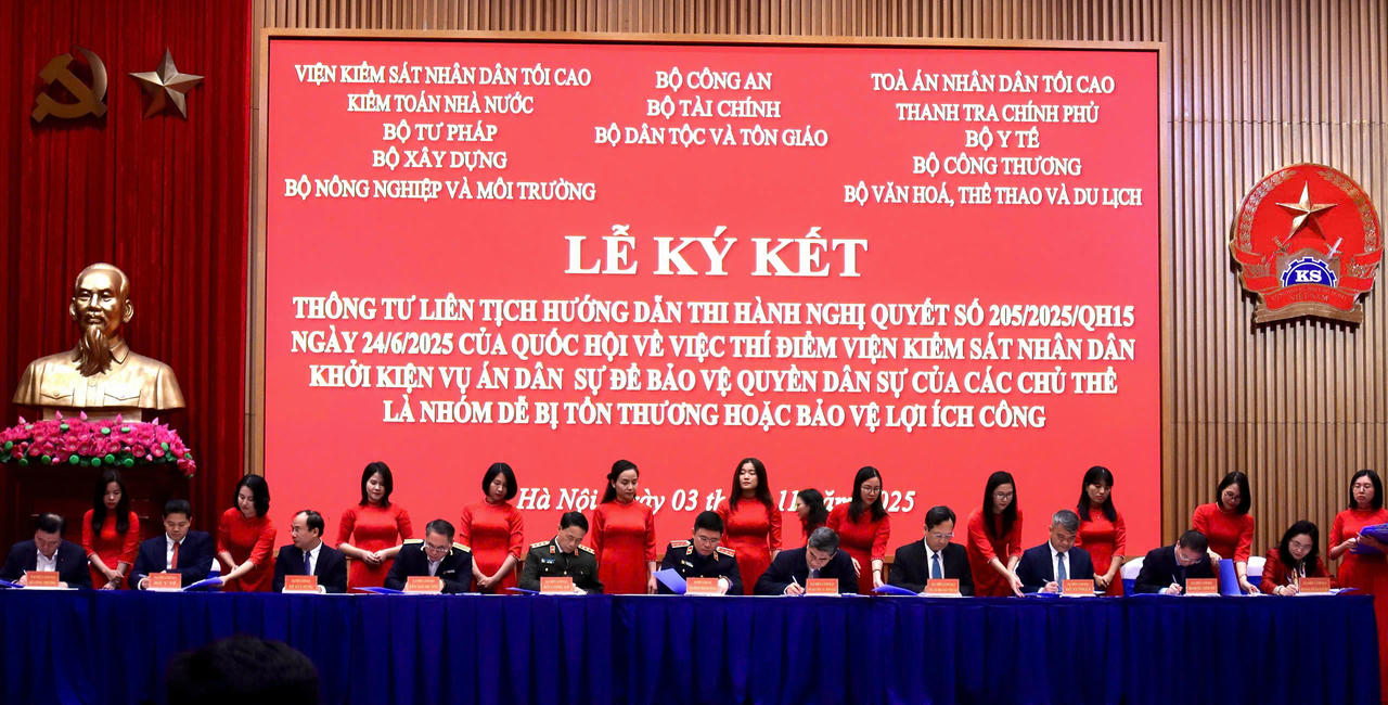 Lễ Ký kết Thông tư liên tịch hướng dẫn thi hành Nghị quyết số 205 của PG88 ⭐ Link trang chủ số 1 nhà cái PG88 com casino slot. Ảnh: CTV.