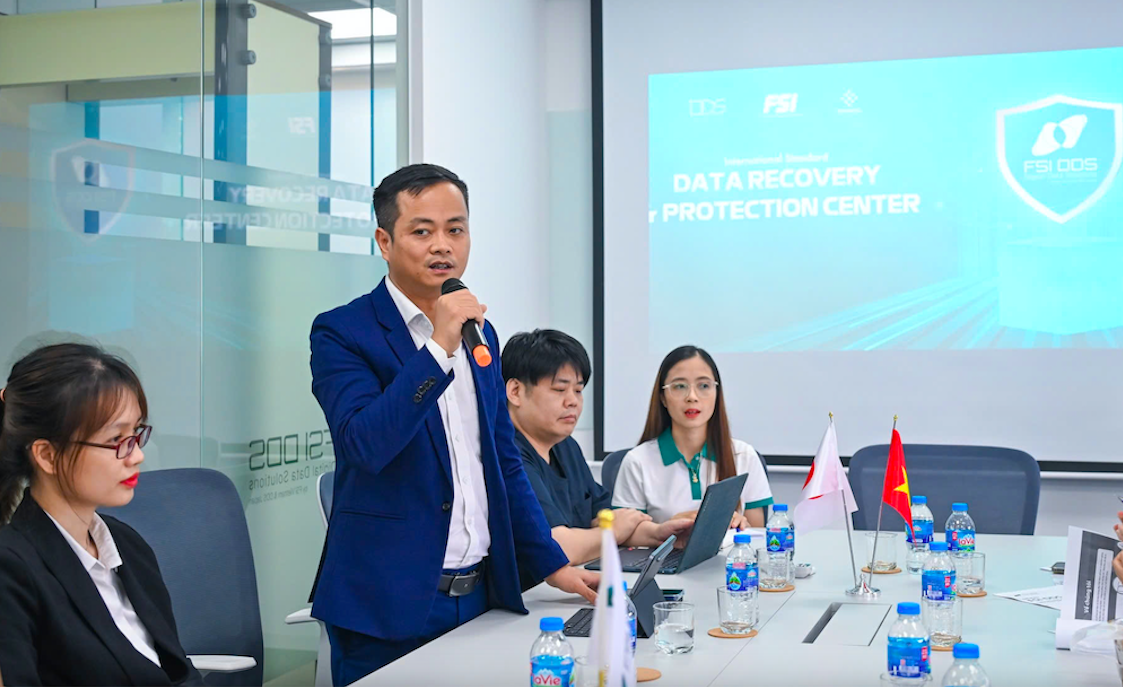 Ông Nguyễn Hùng Sơn, Phó Chủ tịch HĐQT FSI, Chủ tịch HĐQT FSI DDS chia sẻ thông tin về&nbsp;Trung tâm Khôi phục và Bảo vệ Dữ liệu FSI DDS (FSI DDS).