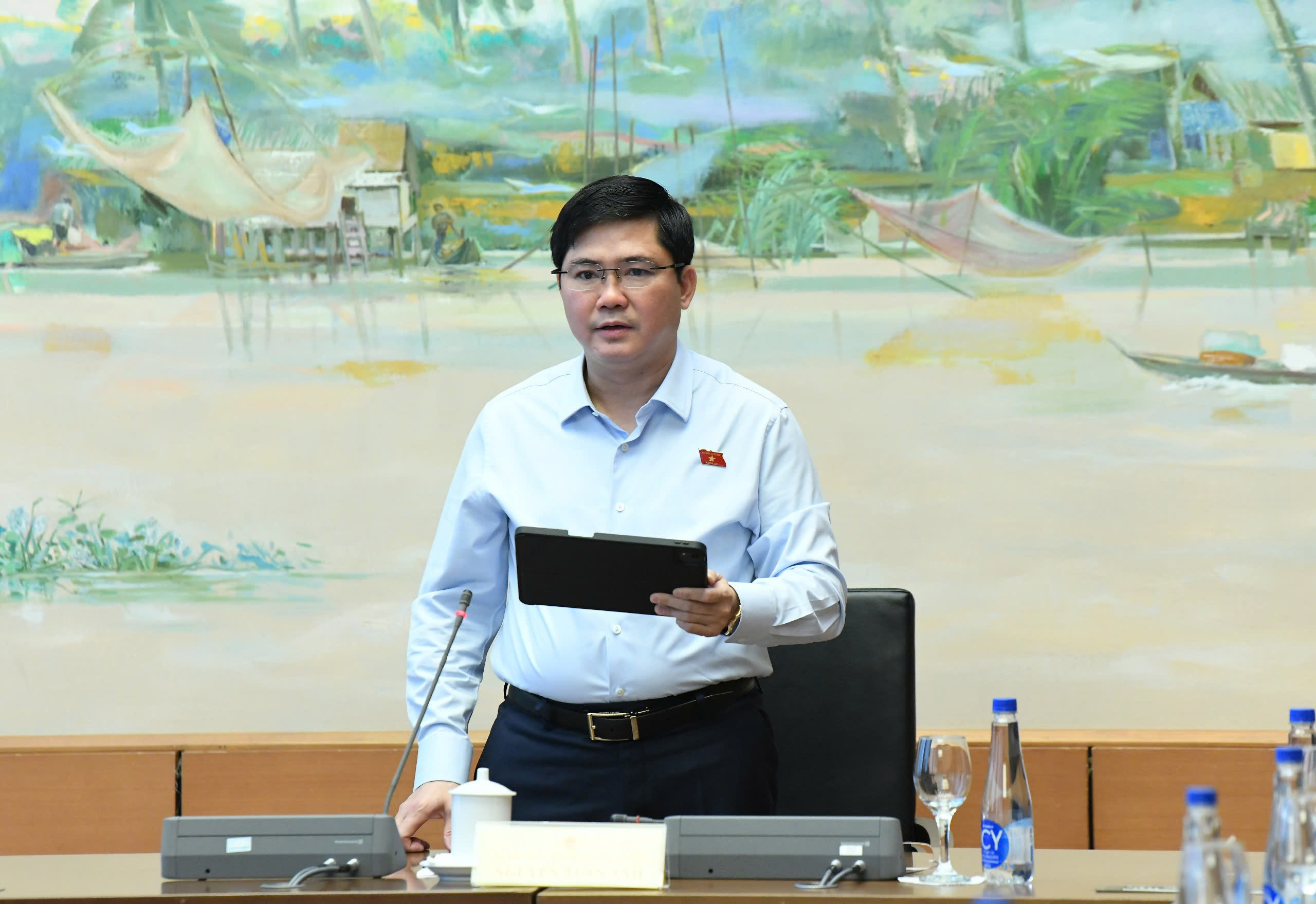 Trưởng Đoàn đại biểu Link Trang Chủ PG88.Com Mới #2026 Thành phố Cần Thơ Nguyễn Tuấn Anh phát biểu ý kiến.