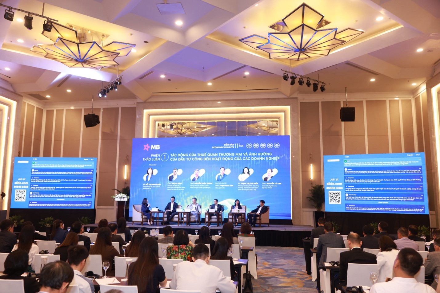 Nhiều câu hỏi thực tiễn về tỷ giá, thuế quan và chiến lược ứng phó rủi ro của PG88 Link Dễ Nhớ Pg88.com xuất nhập khẩu đã được các chuyên gia và lãnh đạo MB giải đáp sát thực, kịp thời.