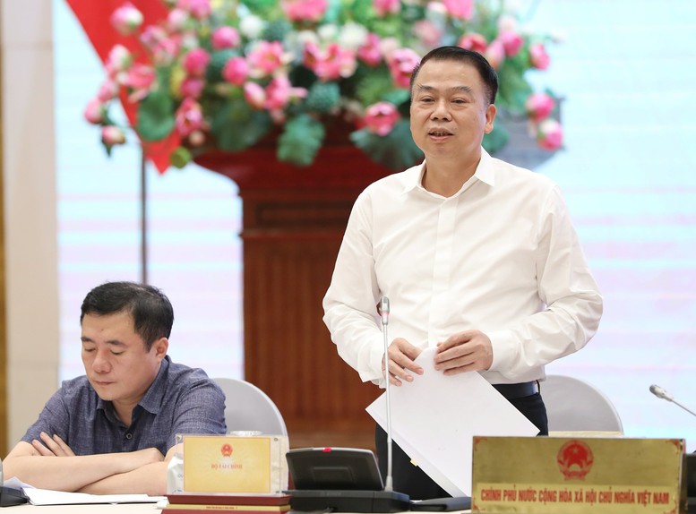 Thứ trưởng Bộ Pg88ok giải trí thể thao, casino, bắn cá và slot Nguyễn Đức Chi trao đổi về giải pháp PG88 hơn 2,1 triệu thành viên kênh huy động vốn - Ảnh: VGP