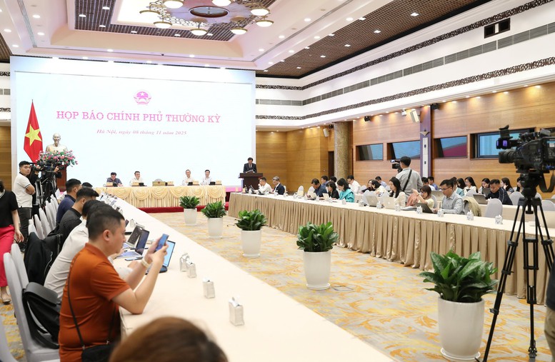 Toàn cảnh họp báo - Ảnh: VGP
