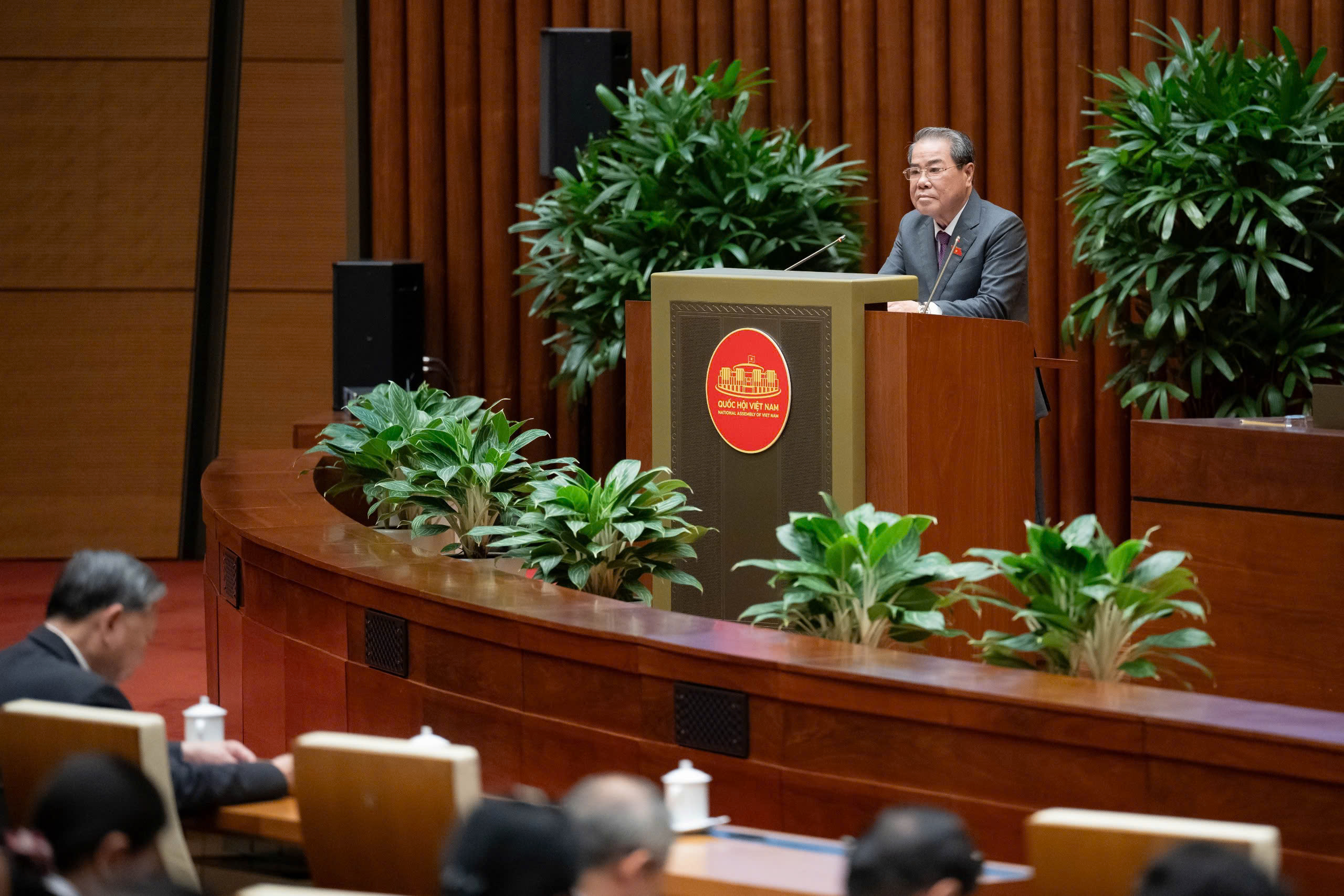 Chủ nhiệm Ủy ban Dân nguyện và Giám sát Dương Thanh Bình trình bày Báo cáo thẩm tra Pg88vn.top độc quyền mỗi ngày Luật sửa đổi, bổ sung một số điều của Luật Tiếp công dân, Luật Khiếu nại, Luật Tố cáo. Ảnh: Link Trang Chủ PG88.Com Mới #2026. 
