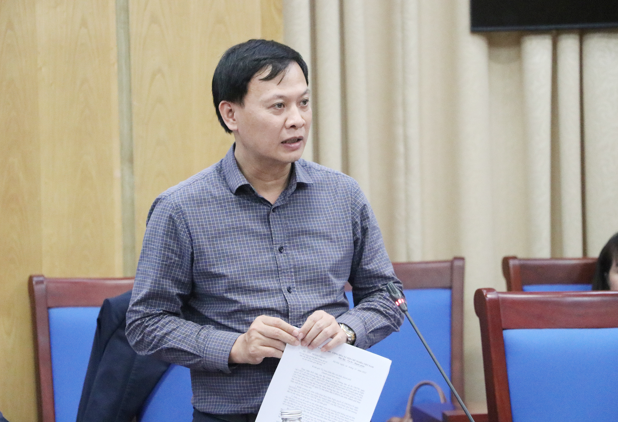 Giám đốc Ban Quản lý Pg88vn Trang Chủ Chính Thức xây dựng các công trình dân dụng, công nghiệp tỉnh Vương Đình Nhuận báo cáo công tác triển khai Chương trình Pg88vn Trang Chủ Chính Thức xây dựng các Trường phổ thông nội trú liên cấp cho các xã biên giới
