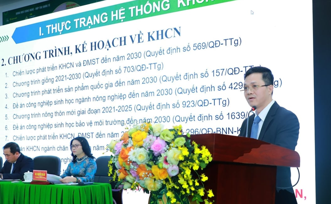 Ông Nguyễn Văn Long:&nbsp;hơn 1.000 mô hình sản xuất ứng dụng khoa học công nghệ