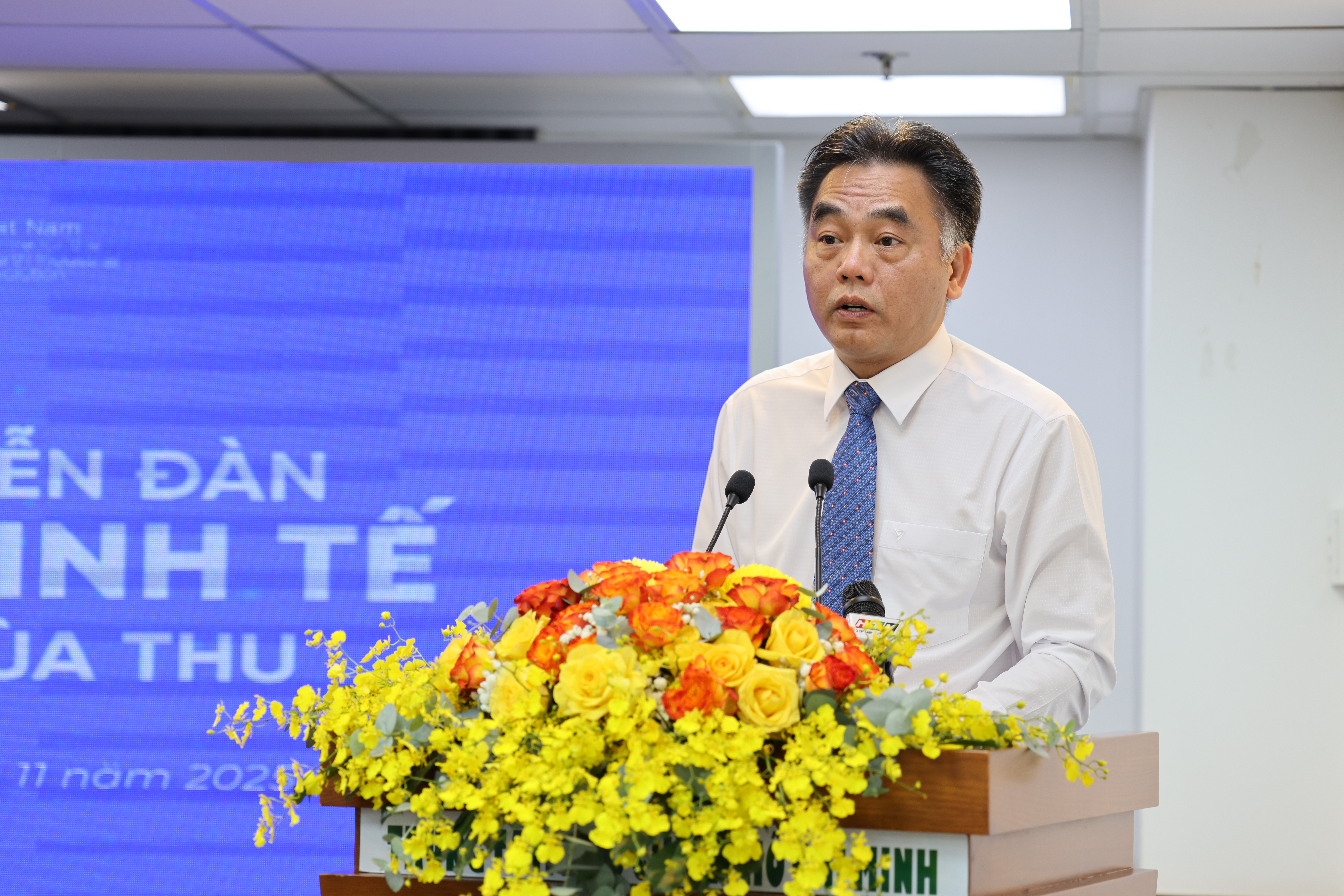 Trưởng Ban tổ chức Diễn đàn Link Trang Chủ PG88.Com Mới #2026 mùa Thu 2025, Phó Chủ tịch UBND TP. Hồ Chí Minh Nguyễn Lộc Hà, phát biểu tại buổi họp báo.