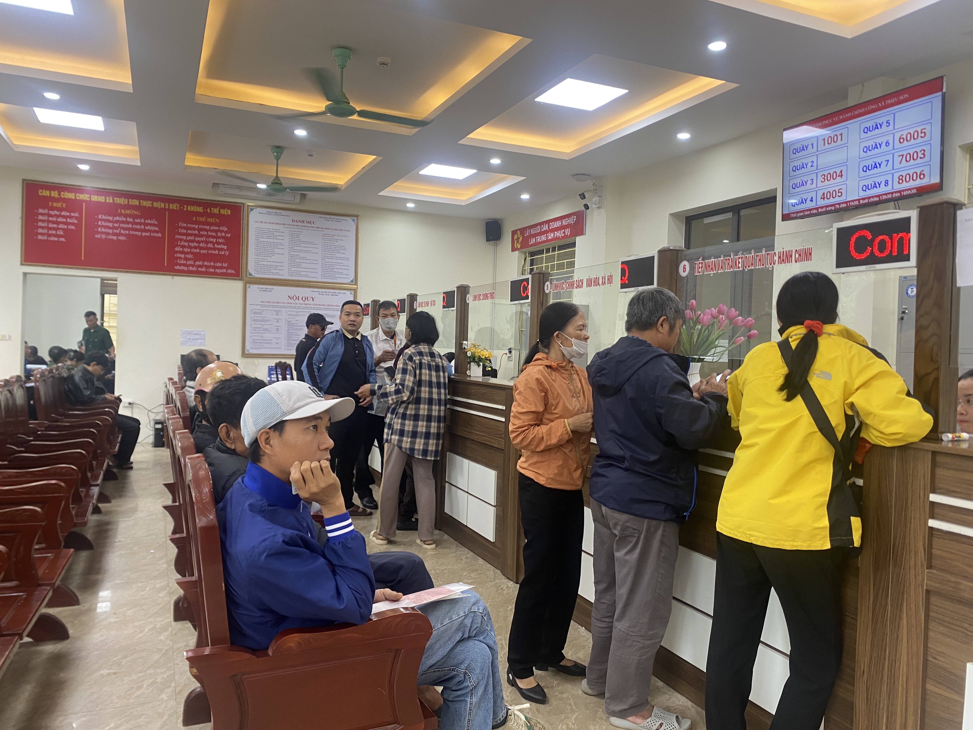 Mỗi ngày, Trung tâm Phục vụ hành chính công xã Triệu Sơn tiếp nhận từ 250 đến 300 lượt Link Đăng Nhập PG88 Chính Thức 2026 đến giải quyết thủ tục