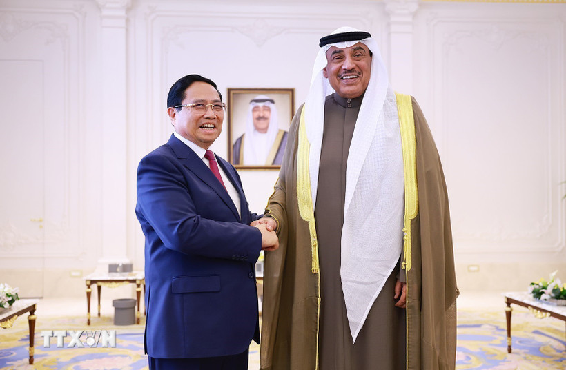 Thủ tướng Phạm Minh Chính hội đàm với Thủ tướng Nhà nước Kuwait Sheikh Ahmad Abdullah Al-Ahmad Al Sabah.