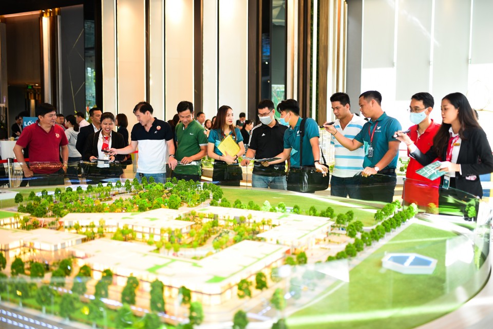 Mức thu lệ phí cấp Chứng chỉ hành nghề môi giới bất động sản áp dụng từ 20/11/2025