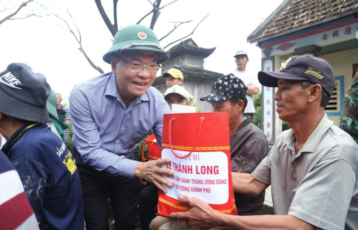 Lũ lụt kéo dài cuốn trôi 68 sinh mạng, gần 180.000 ha cây trồng bị tàn phá