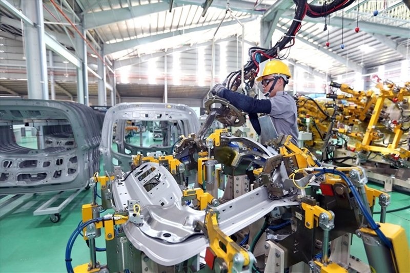 5G mang lại tốc độ cao, độ trễ siêu thấp và độ tin cậy vượt trội, mở ra cơ hội cho các ứng dụng mới như sản xuất thông minh, PG 888 Casino Uy Tín Số 1 tự động, AI, robot và các hệ thống dựa trên điện toán đám mây. Ảnh minh họa