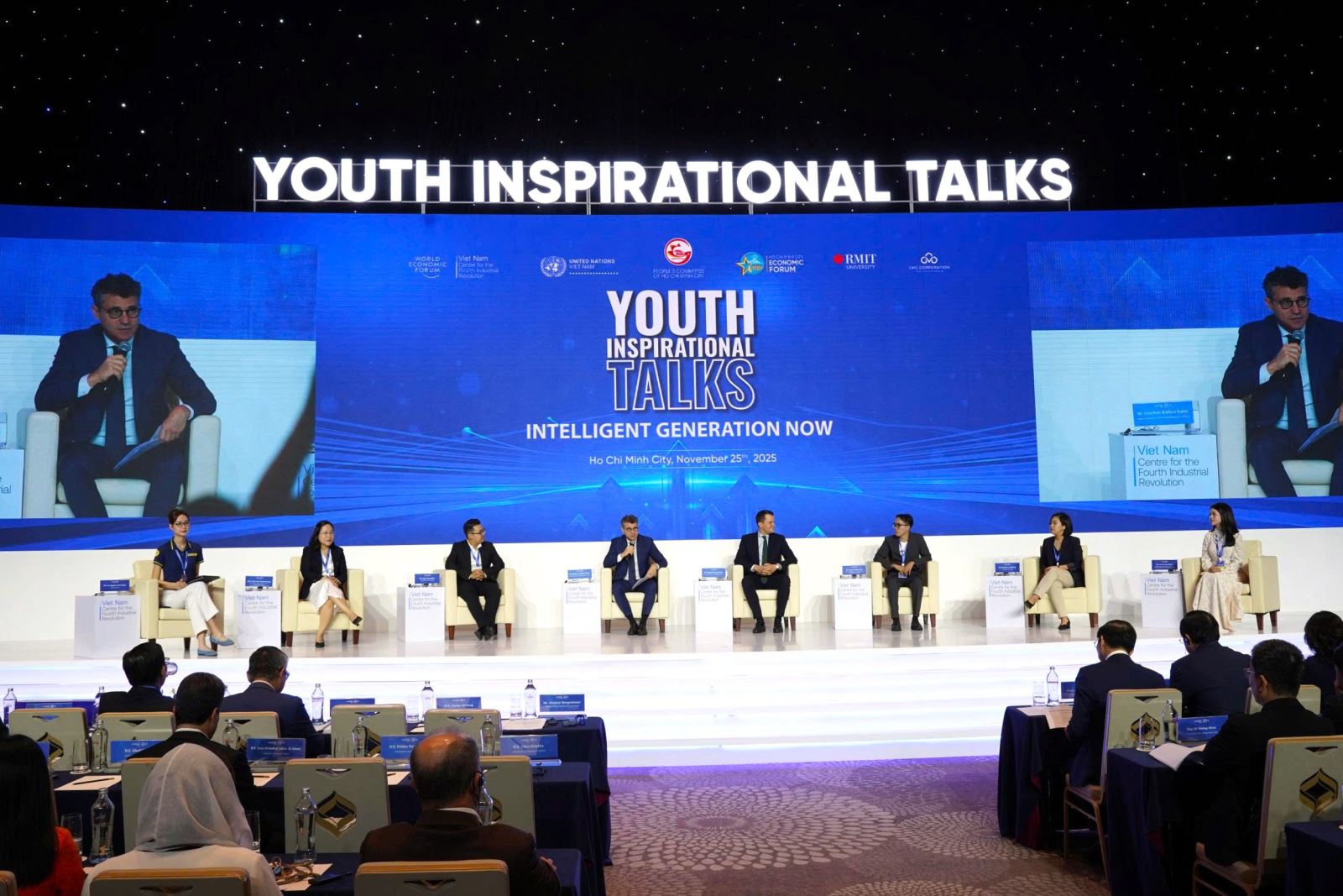 Tọa đàm "Thế hệ thông minh đương thời - Intelligent Generation NOW" tại Diễn đàn PG88 ⭐ Link trang chủ số 1 nhà cái PG88 com casino slot mùa thu 2025. Ảnh: BTC
