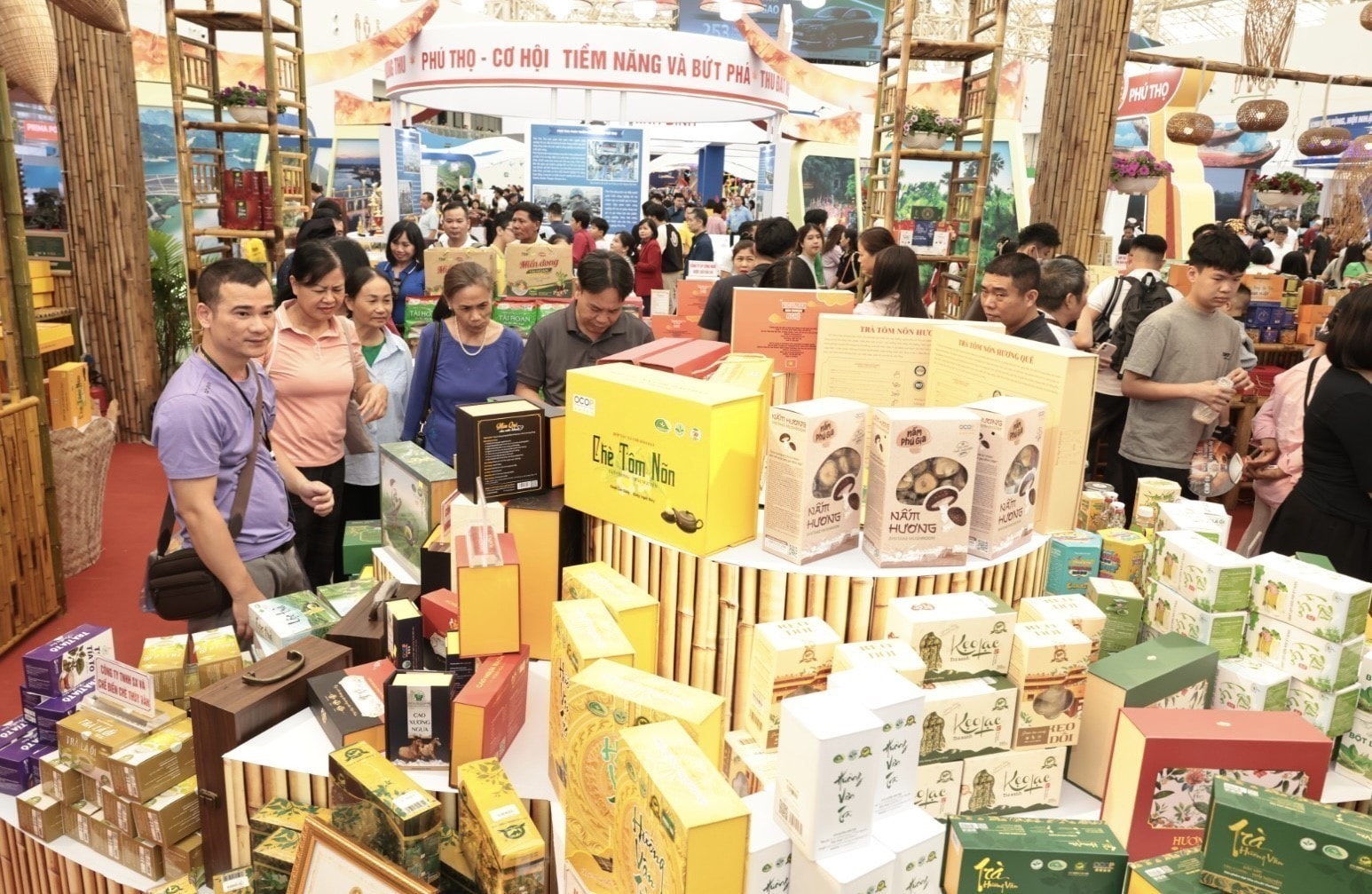 Hội chợ Mùa thu 2025 là sự kiện xúc tiến PG88 Sòng bạc trực tuyến TOP 1 Việt Nam | Casino, Nổ Hũ có quy mô lớn nhất từ trước đến nay.