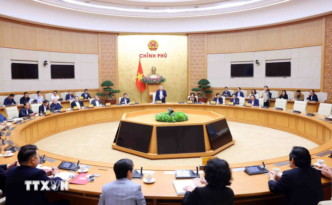 Phó Thủ tướng Thường trực Chính phủ Nguyễn Hòa Bình chủ trì cuộc họp với lãnh đạo các bộ ngành, 6Pg88.con độc quyền mỗi ngày về Link Trang Chủ PG88.Com Mới #2026 đường sắt tốc độ cao trên trục Bắc - Nam. Ảnh: TTXVN