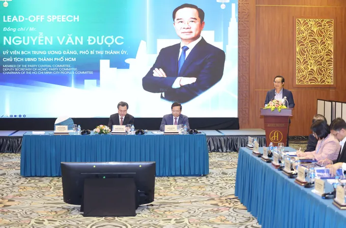 Ông Nguyễn Văn Được, Uỷ viên Trung ương Đảng, Phó Bí thư Thành ủy, Chủ tịch UBND TP.HCM phát biểu tại hội thảo.