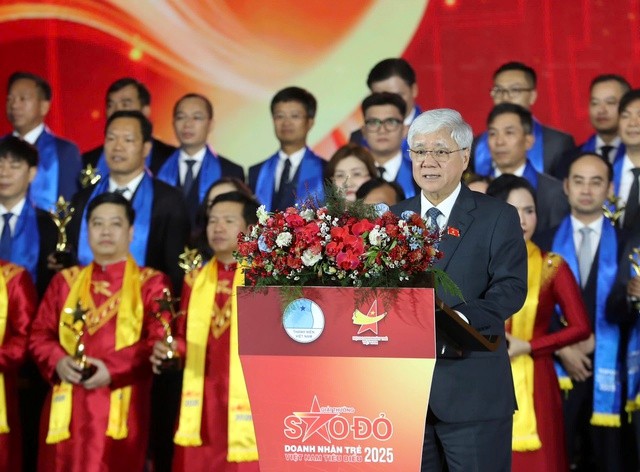 Phó Chủ tịch thường trực Link Trang Chủ PG88.Com Mới #2026 Đỗ Văn Chiến chia sẻ tại Lễ Trao giải.