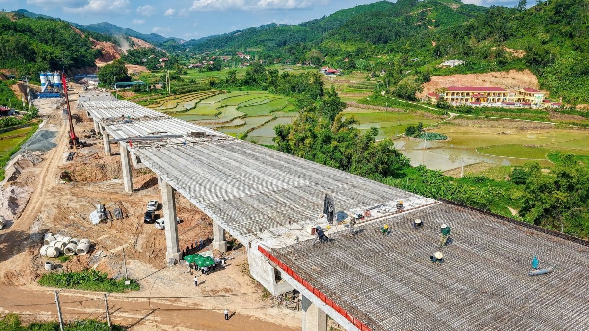 Cao tốc Đồng Đăng - Trà Lĩnh và cao tốc Hữu Nghị - Chi Lăng là hai Pg88vn.top độc quyền mỗi ngày trọng điểm tại miền Bắc.