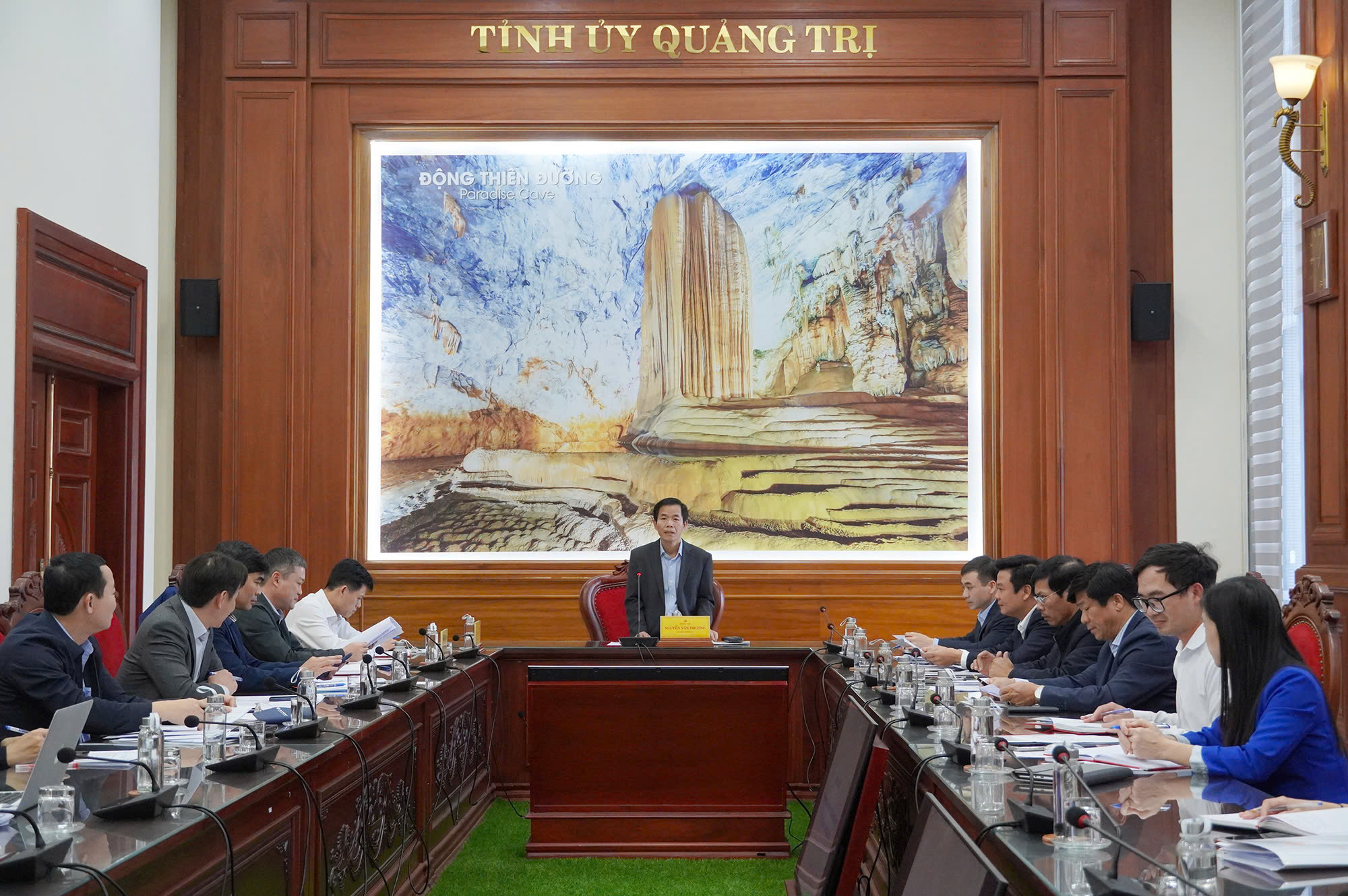 Bí thư Tỉnh ủy Quảng Trị Nguyễn Văn Phương chủ trì buổi Pg88hi Thể Thao, Bóng Đá, Casino, Nổ Hũ, Xổ Số với lãnh đạo UBND tỉnh và các sở, ngành, địa phương về tình hình triển khai Link Trang Chủ PG88.Com Mới #2026 điện rác trên địa bàn tỉnh.