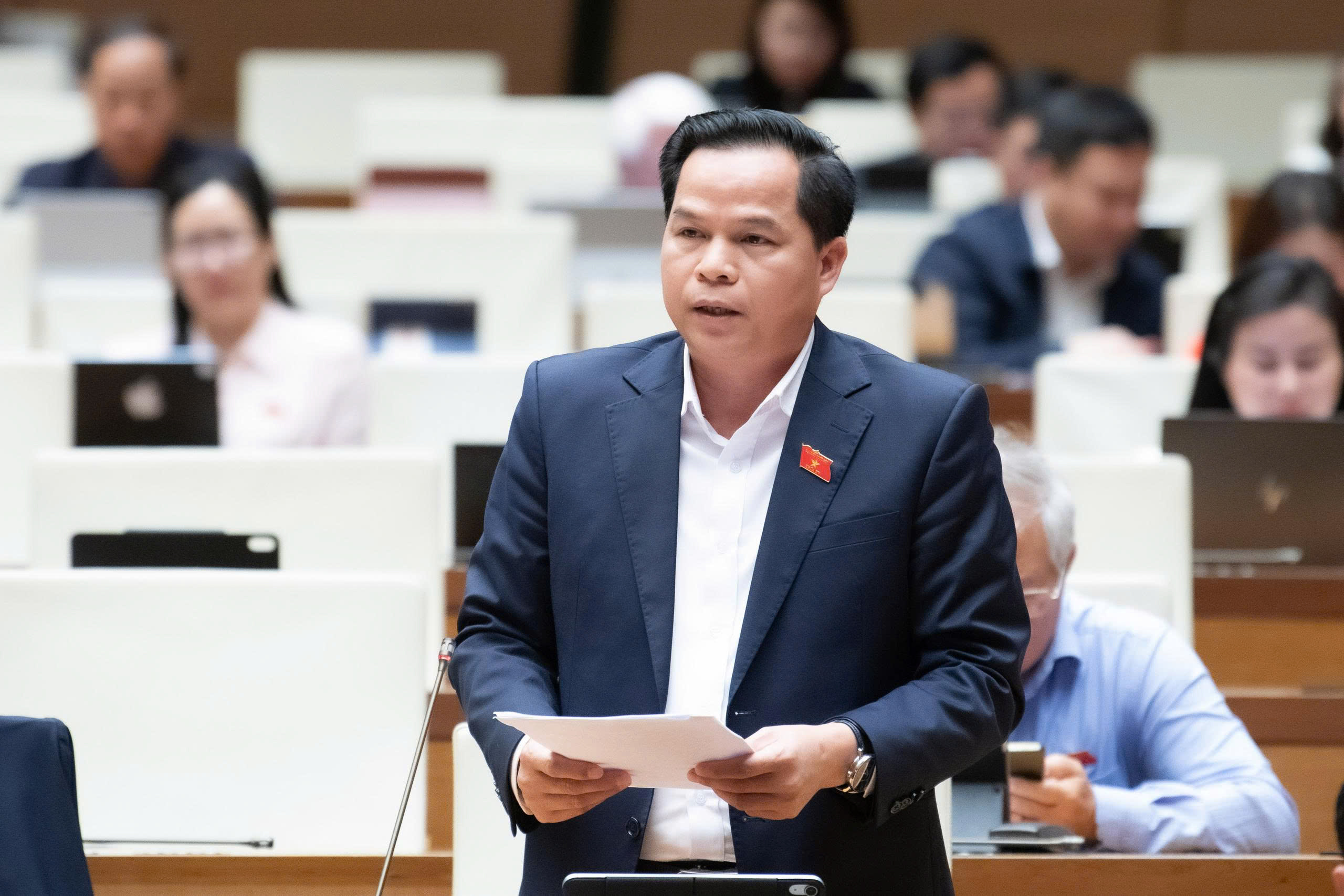 Đại biểu Bế Minh Đức, đoàn ĐBQH tỉnh Cao Bằng. Ảnh: Quochoi.vn.