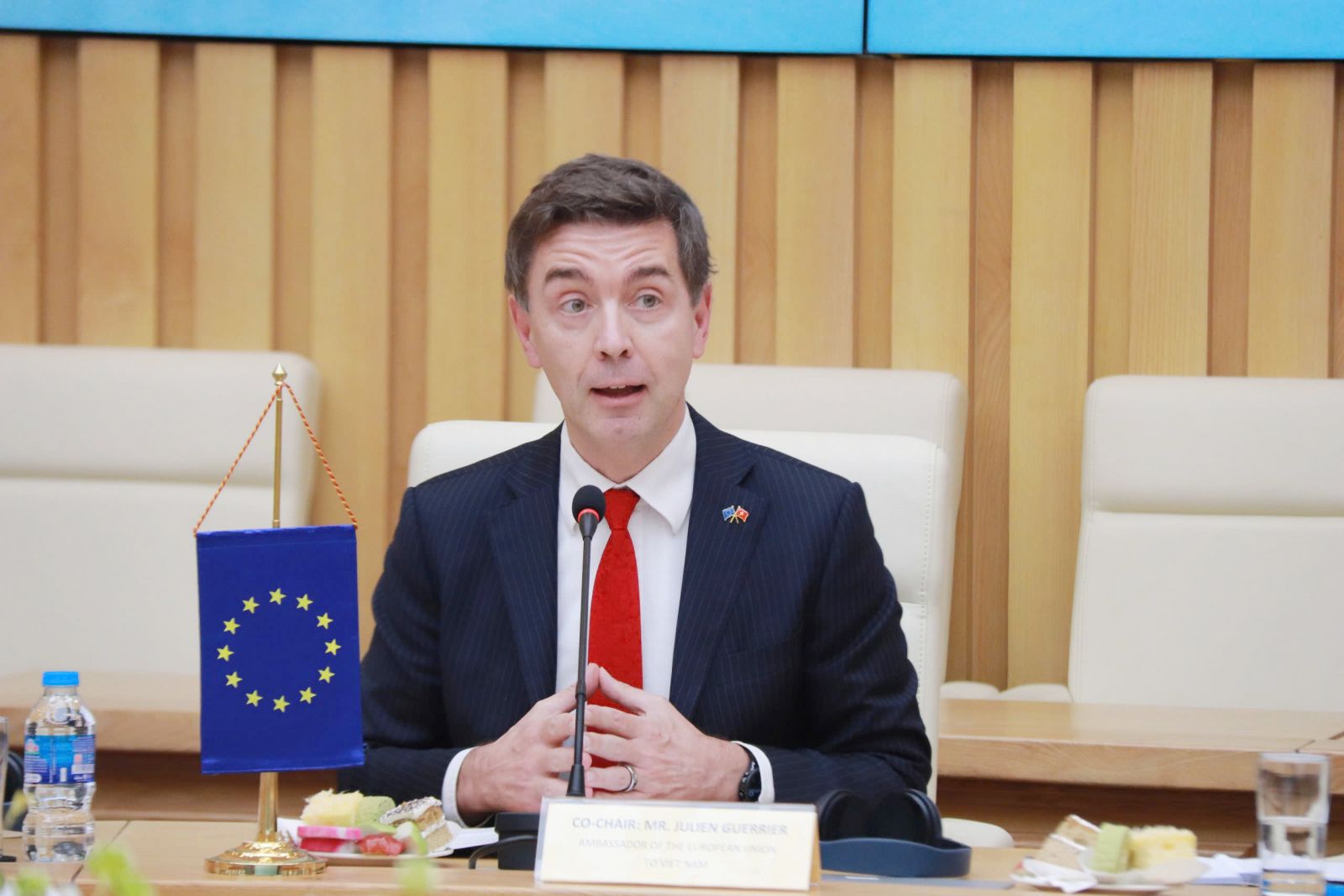 Ông Julien Guerrier, Đại sứ Liên minh châu Âu tại Việt Nam: 