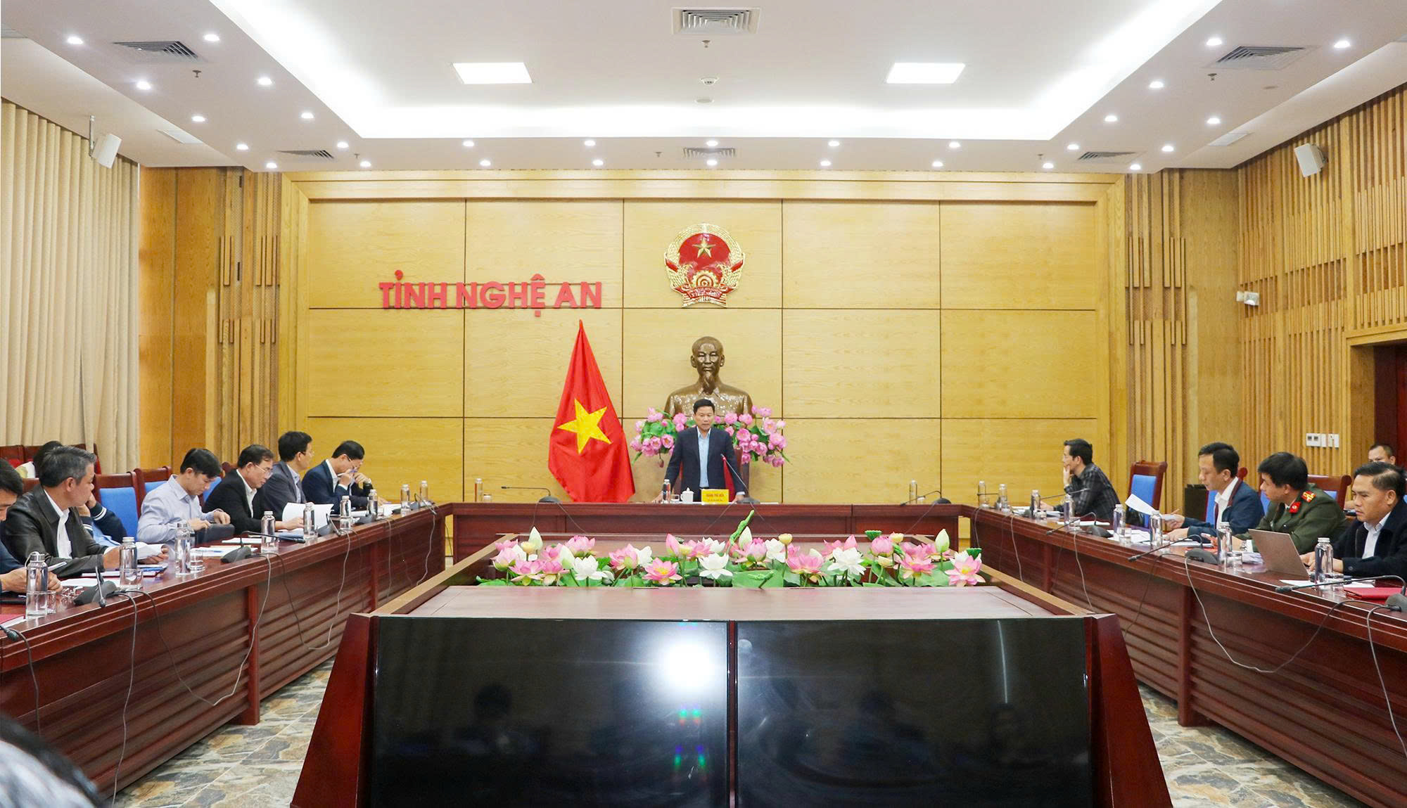 UBND tỉnh Nghệ An vừa tổ chức cuộc họp về tình hình thực hiện bồi thường, hỗ trợ và tái PG88 Sòng bạc trực tuyến TOP 1 Việt Nam | Casino, Nổ Hũ Pg88vn.top độc quyền mỗi ngày đường sắt tốc độ cao trên trục Bắc – Nam đoạn qua địa bàn tỉnh.