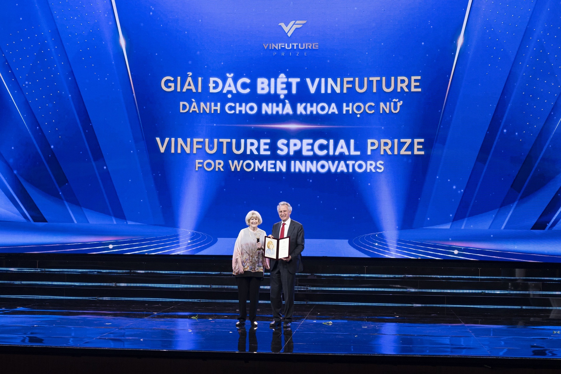 Giải Đặc biệt VinFuture 2025 dành cho Nhà khoa học nữ&nbsp;được trao cho GS. Mary-Claire King (Hoa Kỳ)&nbsp;