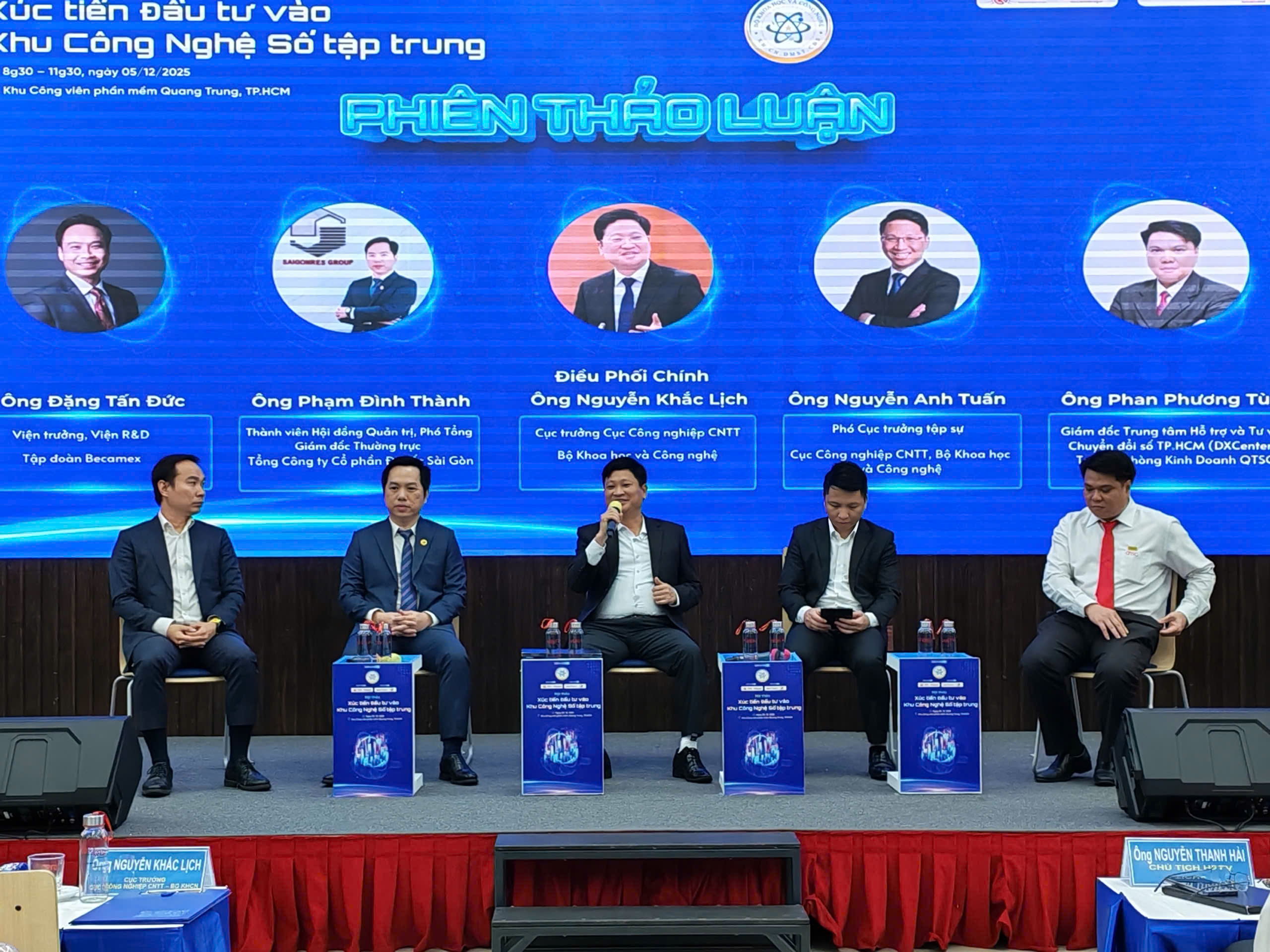 Các diễn giả tại hội thảo "Xúc tiến đầu tư vào khu Link Đăng Nhập PG88 Chính Thức 2026; số tập trung", sáng 5/12 tại QTSC.