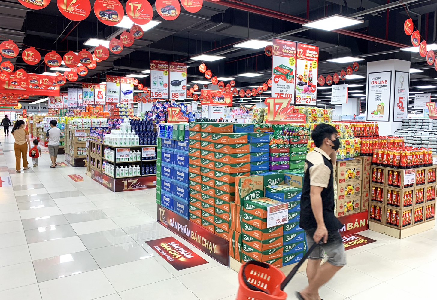 Kích cầu sớm để “đón” sức mua dịp Tết Dương lịch 2026