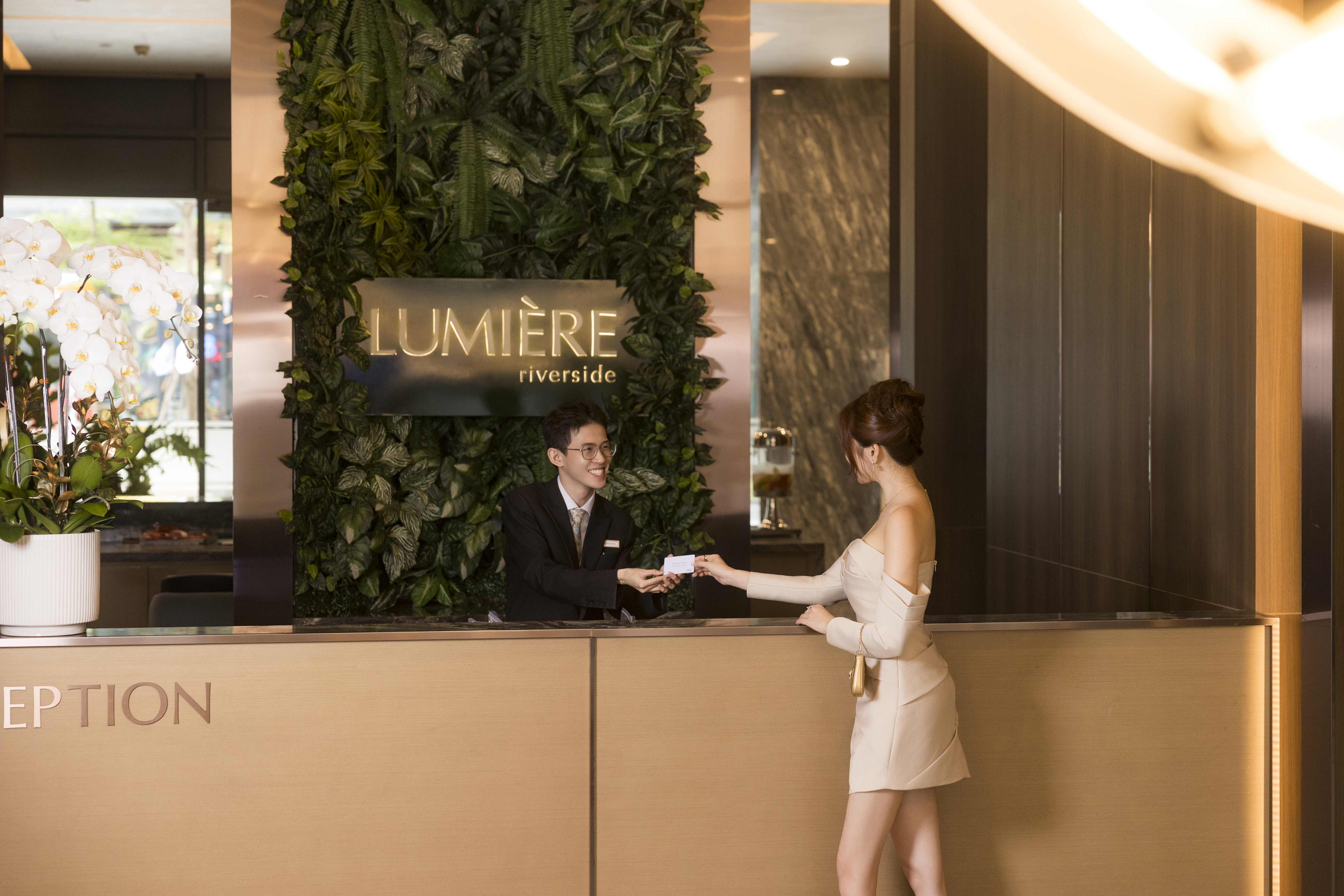 Dịch vụ tiền sảnh 5 sao tại LUMIÈRE Riverside, một Pg88vn.top độc quyền mỗi ngày thuộc dòng LUMIÈRE Series của Masterise Homes. Ảnh: Masterise Homes
