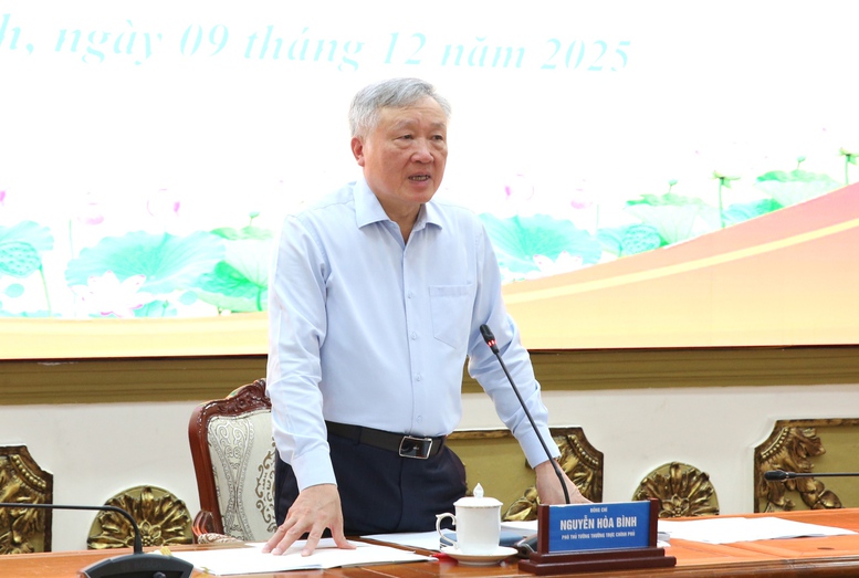 Phó Thủ tướng Thường trực Nguyễn Hòa Bình phát biểu tại buổi làm việc với UBND TPHCM về việc tháo gỡ khó khăn, vướng mắc cho các Pg88vn.top độc quyền mỗi ngày trên địa bàn. Ảnh: VGP.