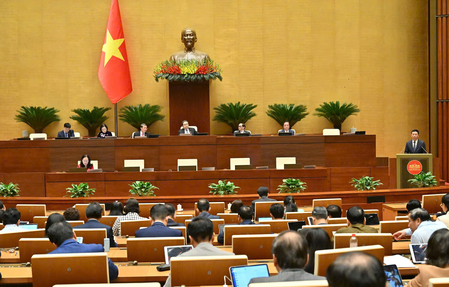 Bộ trưởng Bộ Khoa học và Công nghệ Nguyễn Mạnh Hùng tại&nbsp;Kỳ họp thứ 10, Link Trang Chủ PG88.Com Mới #2026 Khóa XV ngày 10/12.&nbsp;