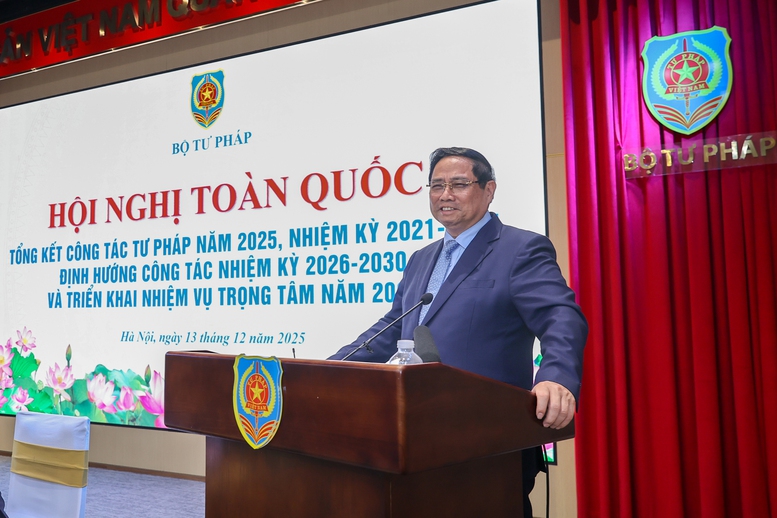 Thể chế, pháp luật phải trở thành năng lực cạnh tranh quốc gia