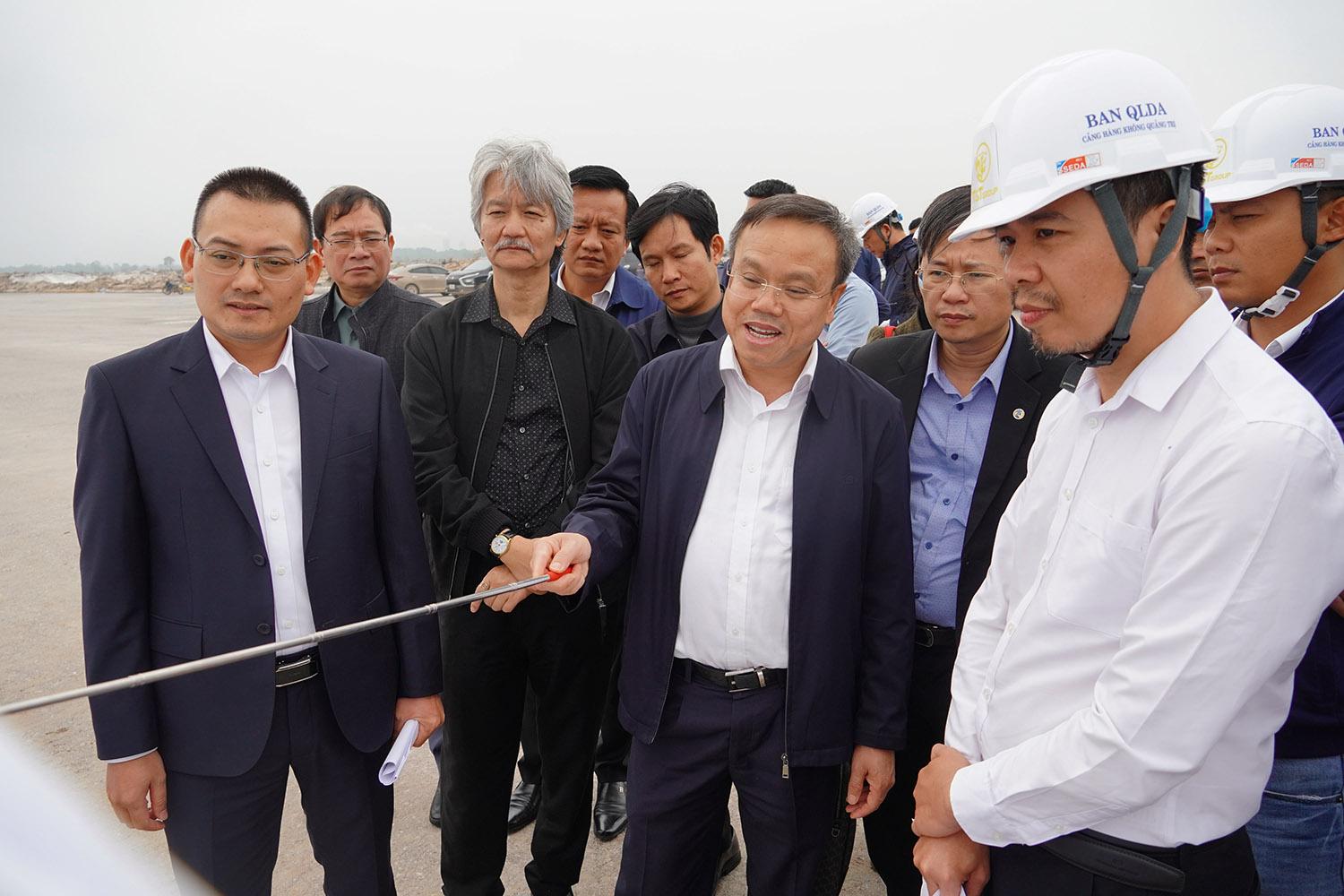Phó Chủ tịch UBND tỉnh Quảng Trị Lê Đức Tiến kiểm tra tình hình thực hiện Pg88vn.top độc quyền mỗi ngày Pg88vn Trang Chủ Chính Thức xây dựng Cảng hàng không Quảng Trị