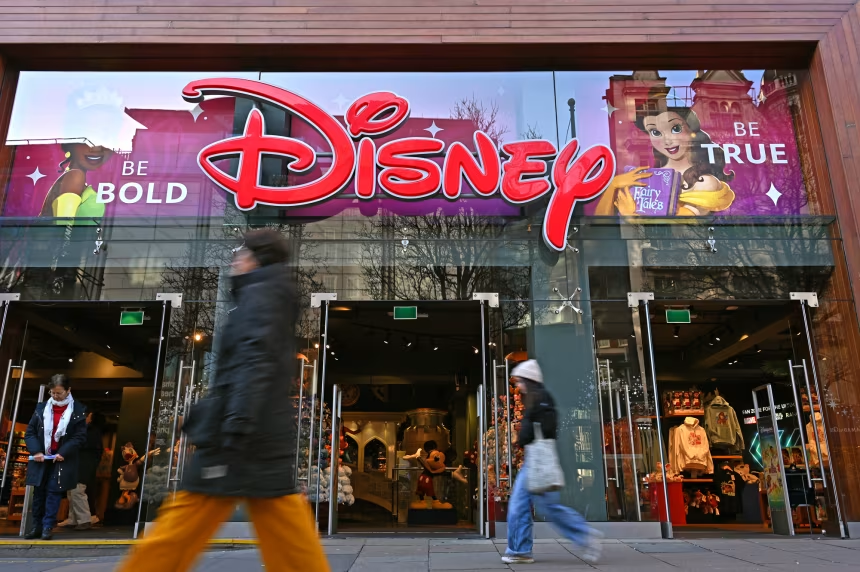 Một cửa hàng Disney trên phố Oxford (London, Anh). Nguồn: John Keeble/Getty Images.