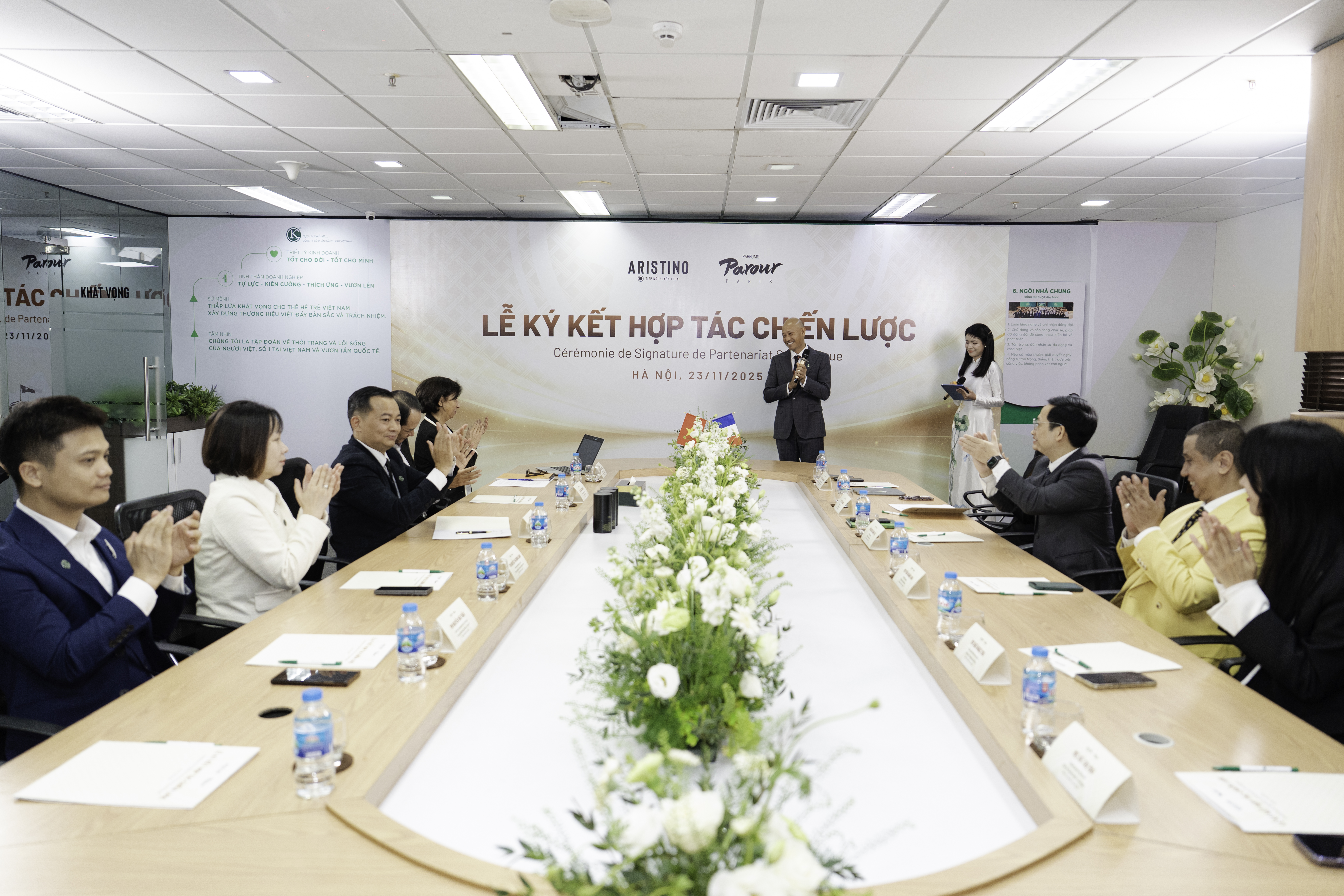 Ông Tăng Văn Khanh, Chủ tịch kiêm CEO Công ty Cổ phần Pg88vn Trang Chủ Chính Thức K&G Việt Nam - Đại diện thương hiệu Aristino phát biểu tại lễ ký kết.