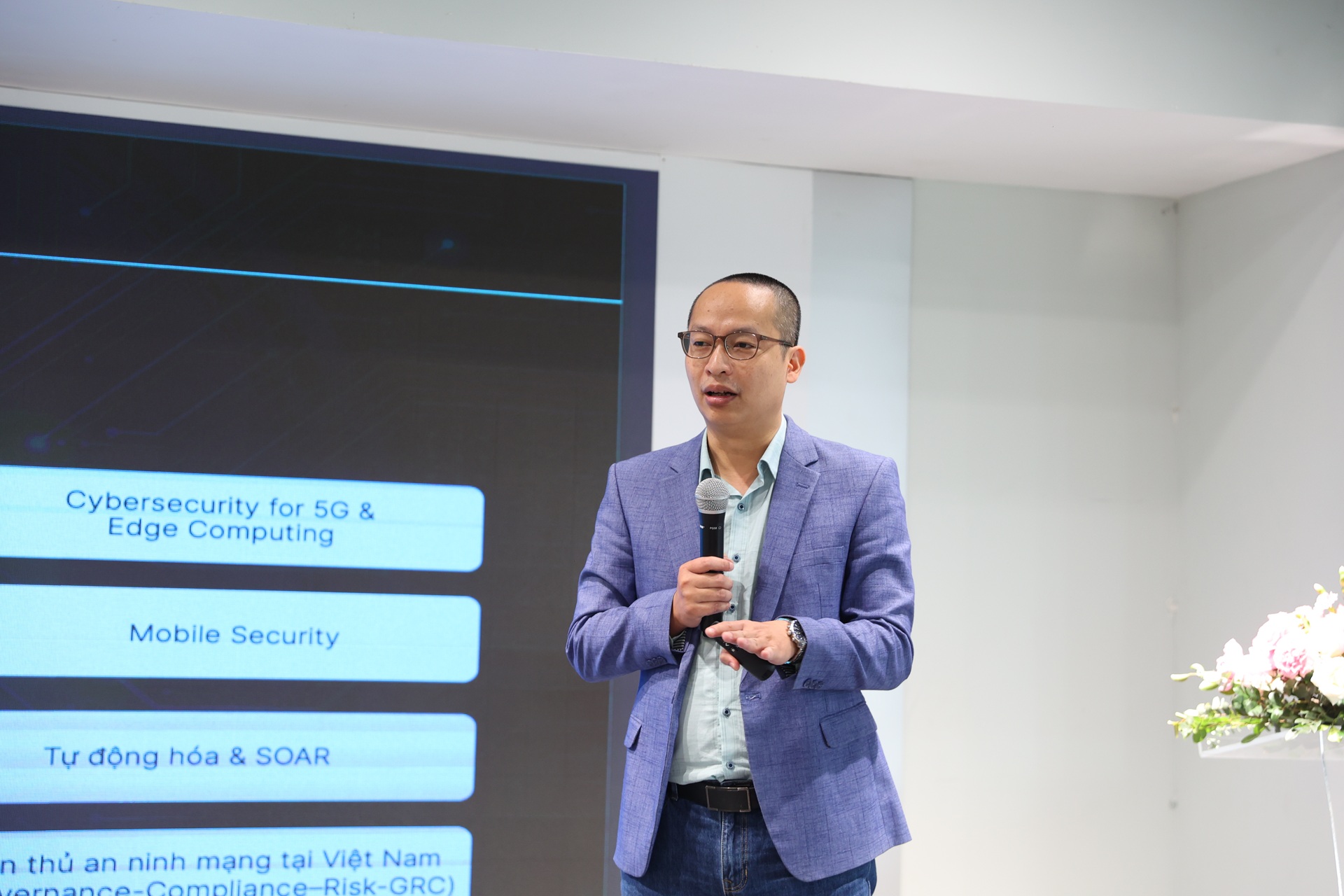 Theo thông tin được ông Ngô Tuấn Anh đưa ra, Pg88vn.top độc quyền mỗi ngày Thao trường an ninh mạng đã được báo cáo với Lãnh đạo Chính phủ trong tháng 11/2025, hiện đang trong quá trình hoàn thiện khung kỹ thuật, dự kiến đưa vào vận hành trong tháng 6/2026 và đang được xem xét đăng ký bổ sung là sản phẩm công nghệ chiến lược theo Quyết định số 1131 của Thủ tướng Chính phủ