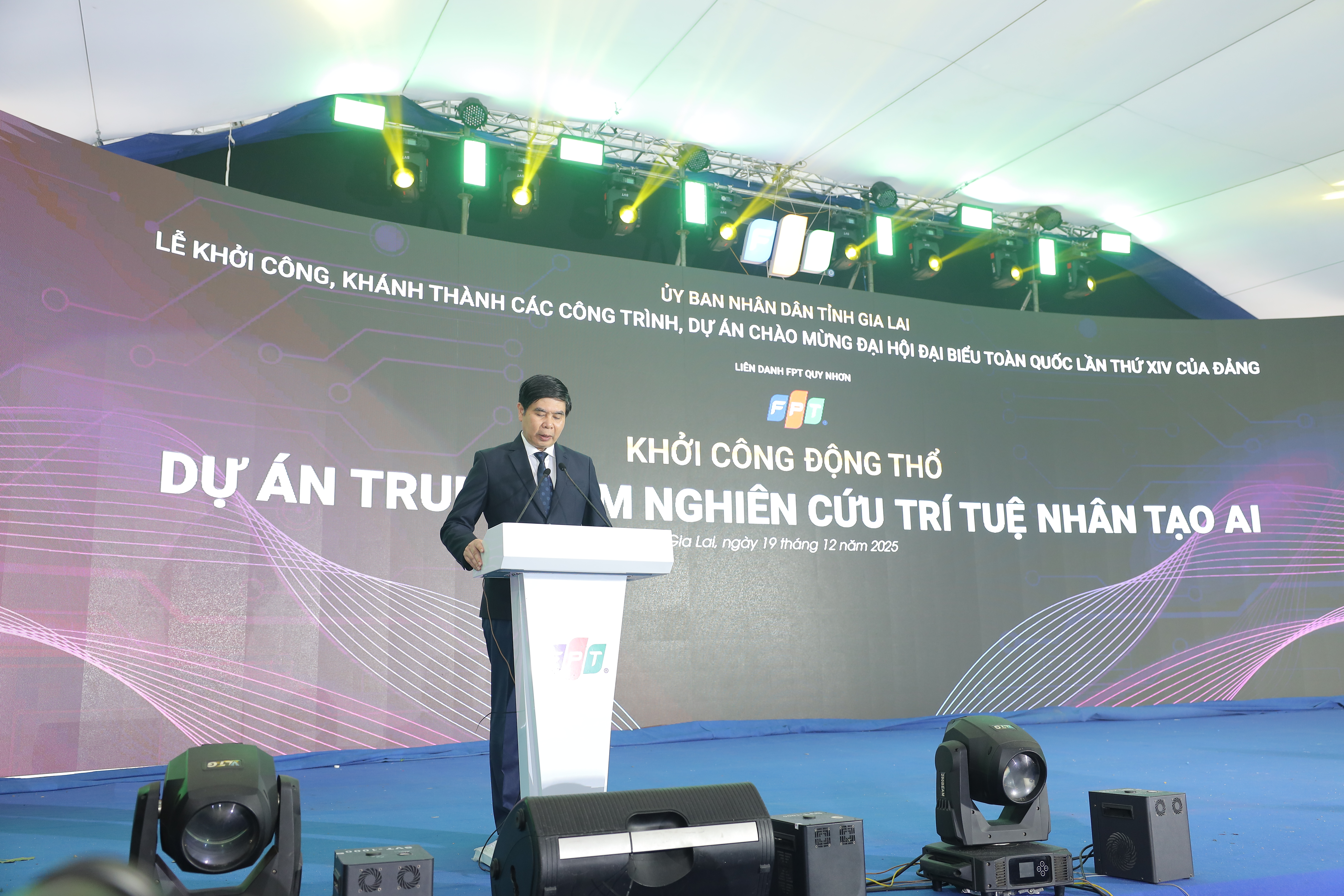 Phó Chủ tịch UBND tỉnh Gia Lai Lâm Hải Giang phát biểu tại Lễ Khởi công động thổ Pg88vn.top độc quyền mỗi ngày Trung tâm nghiên cứu trí tuệ nhân tạo AI.