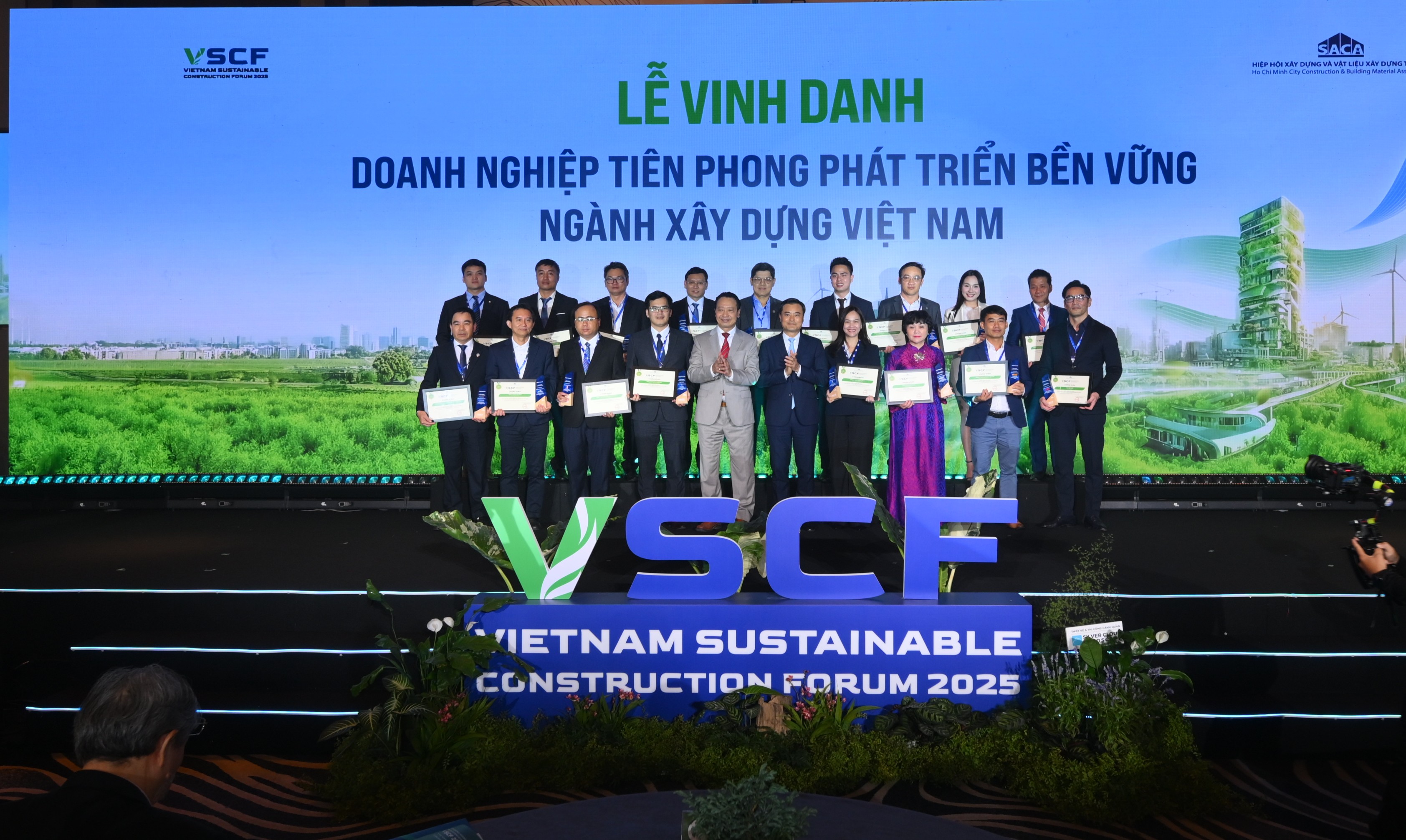 VSCF 2025 vinh danh 17 6Pg88.con độc quyền mỗi ngày tiên phong PG88 hơn 2,1 triệu thành viên bền vững trong ngành xây dựng Việt Nam.