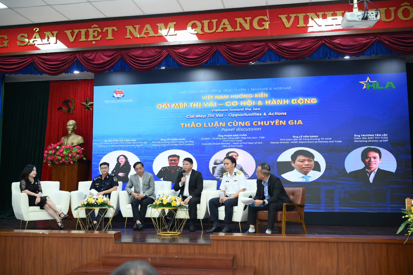 Các chuyên gia và đại diện từ các cơ quan ban ngành trực tiếp giải đáp thắc mắc và trao đổi cùng các PG88 Link Dễ Nhớ Pg88.com.