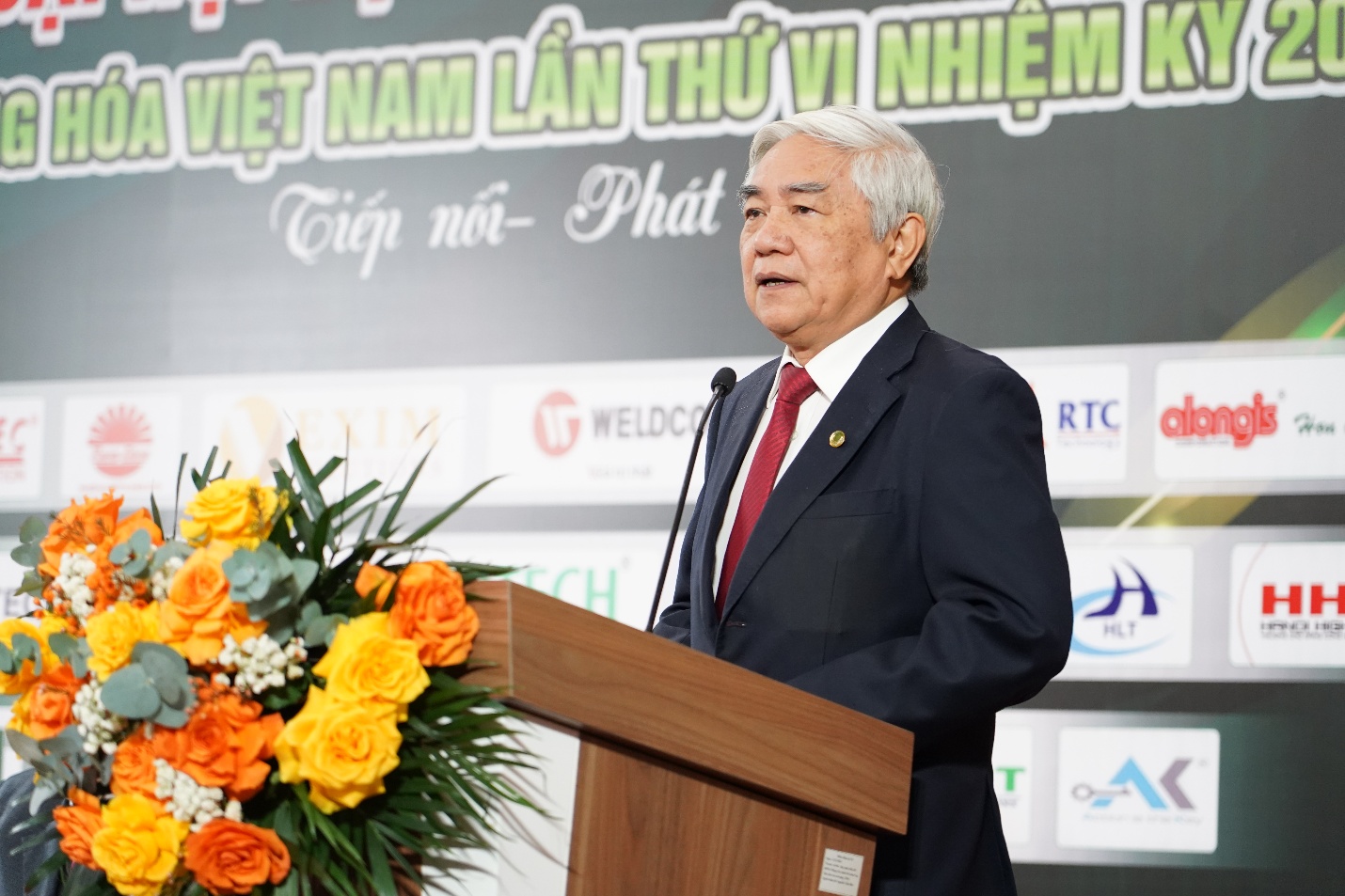 Chủ tịch VAA nhiệm kỳ V, nguyên Bộ trưởng Bộ Khao học và Link Đăng Nhập PG88 Chính Thức 2026; Nguyễn Quân phát biểu khai mạc Đại hội.