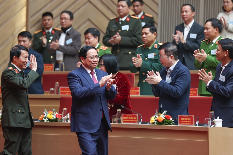 Thủ tướng Chính phủ Phạm Minh Chính chủ trì Hội nghị về bảo đảm an ninh, trật tự phục vụ PG88 hơn 2,1 triệu thành viên PG88 ⭐ Link trang chủ số 1 nhà cái PG88 com casino slot - xã hội vùng Đồng bằng sông Cửu Long - Ảnh: VGP