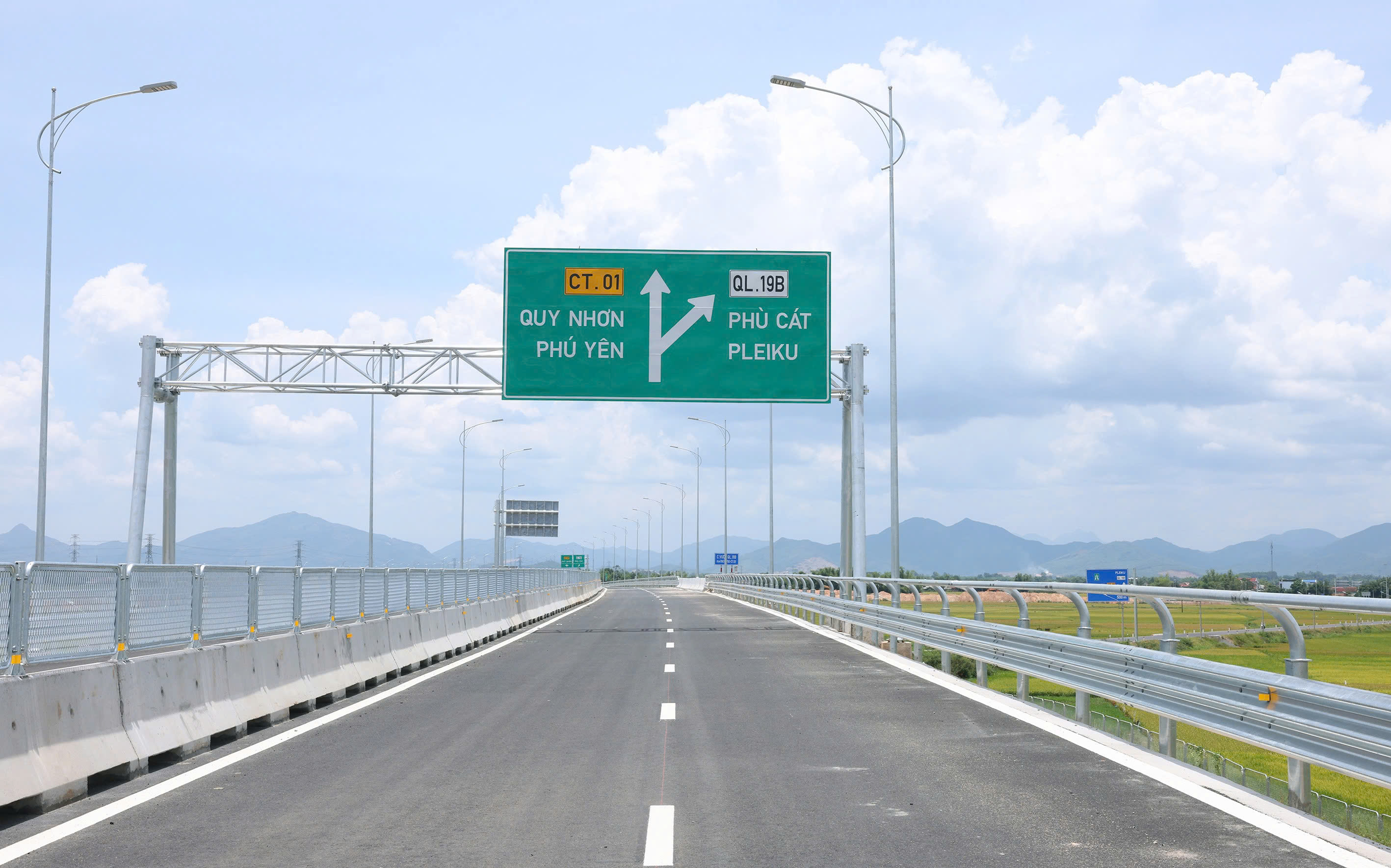 Yêu cầu đẩy nhanh tiến độ triển khai PG 888 Casino Uy Tín Số 1 thông minh trên cao tốc Bắc – Nam