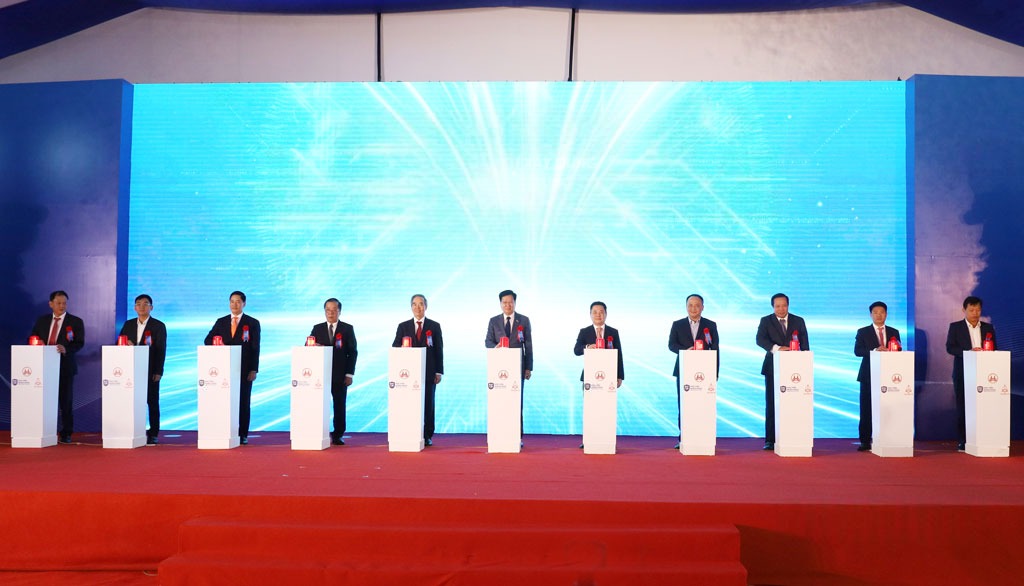 Các đại biểu thực hiện nghi thức khởi công Link Trang Chủ PG88.Com Mới #2026. Ảnh: Lê Dũng