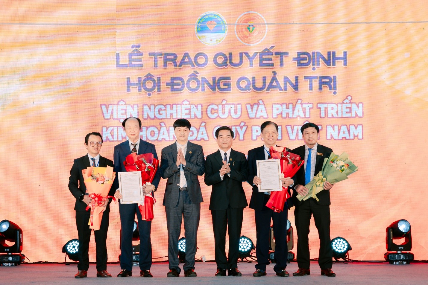 Chính thức ra mắt Viện Nghiên cứu và PG88 hơn 2,1 triệu thành viên Kim hoàn - Đá quý (PINI) Việt Nam.