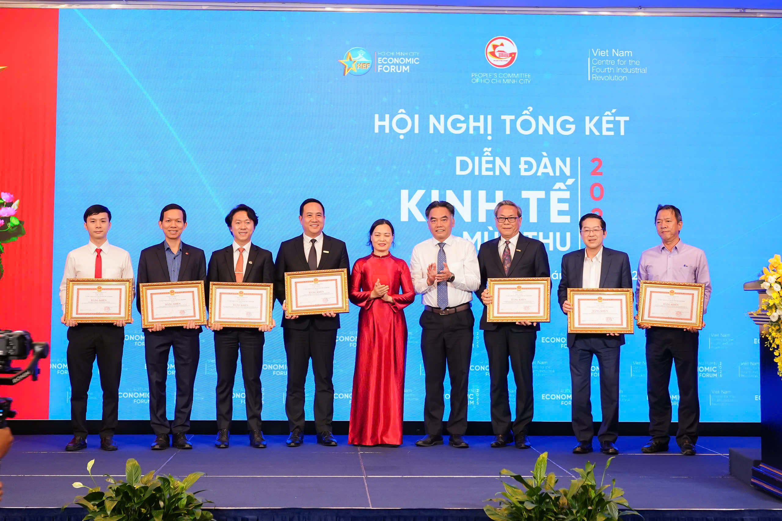 Nam A Bank tiên phong triển khai chính sách “Happy Hometown” với các&nbsp;đặc quyền dành riêng cho kiều bào,&nbsp;ưu đãi về sản phẩm,&nbsp;Pg88vn Trang Chủ Chính Thức và trải nghiệm.
