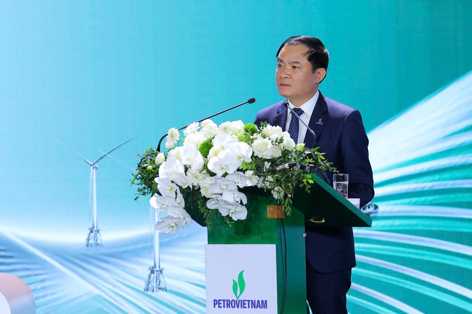 Chủ tịch HĐTV, Tổng giám đốc Petrovietnam Lê Ngọc Sơn: Petrovietnam sẽ giữ vững tinh thần chiến binh, quyết tâm hoàn thành thắng lợi nhiệm vụ năm 2026, tạo đà vững chắc cho giai đoạn PG88 hơn 2,1 triệu thành viên mới.